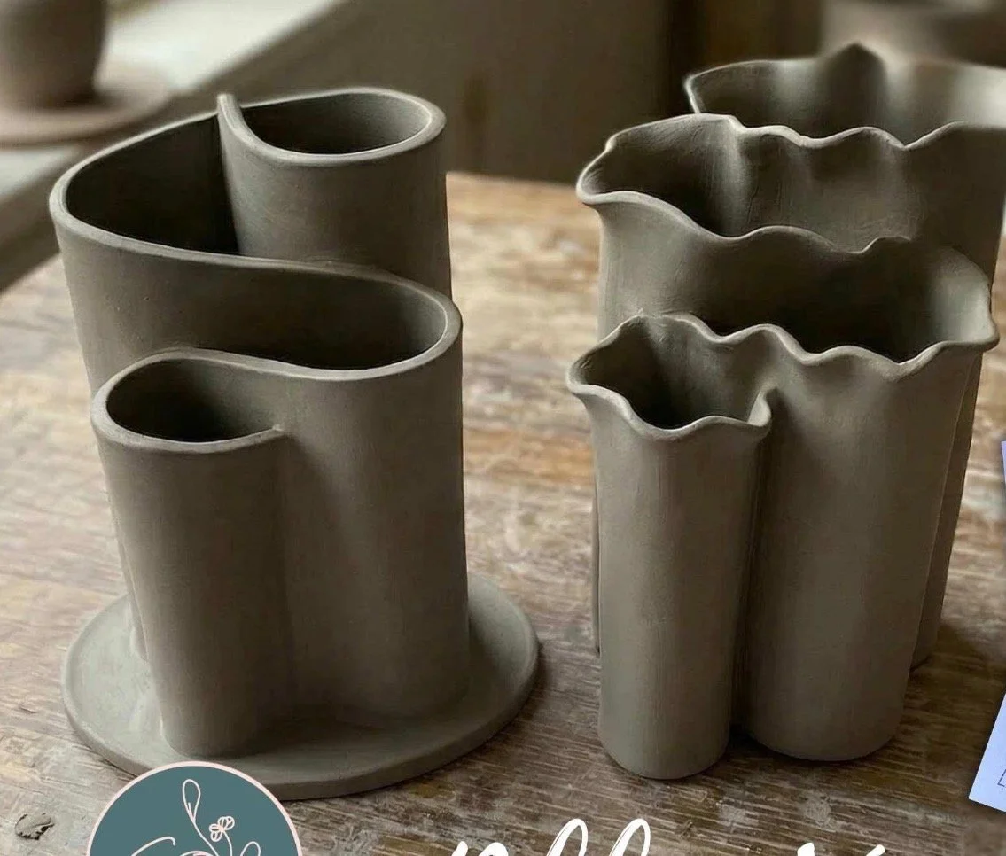 ribbonvase.jpeg