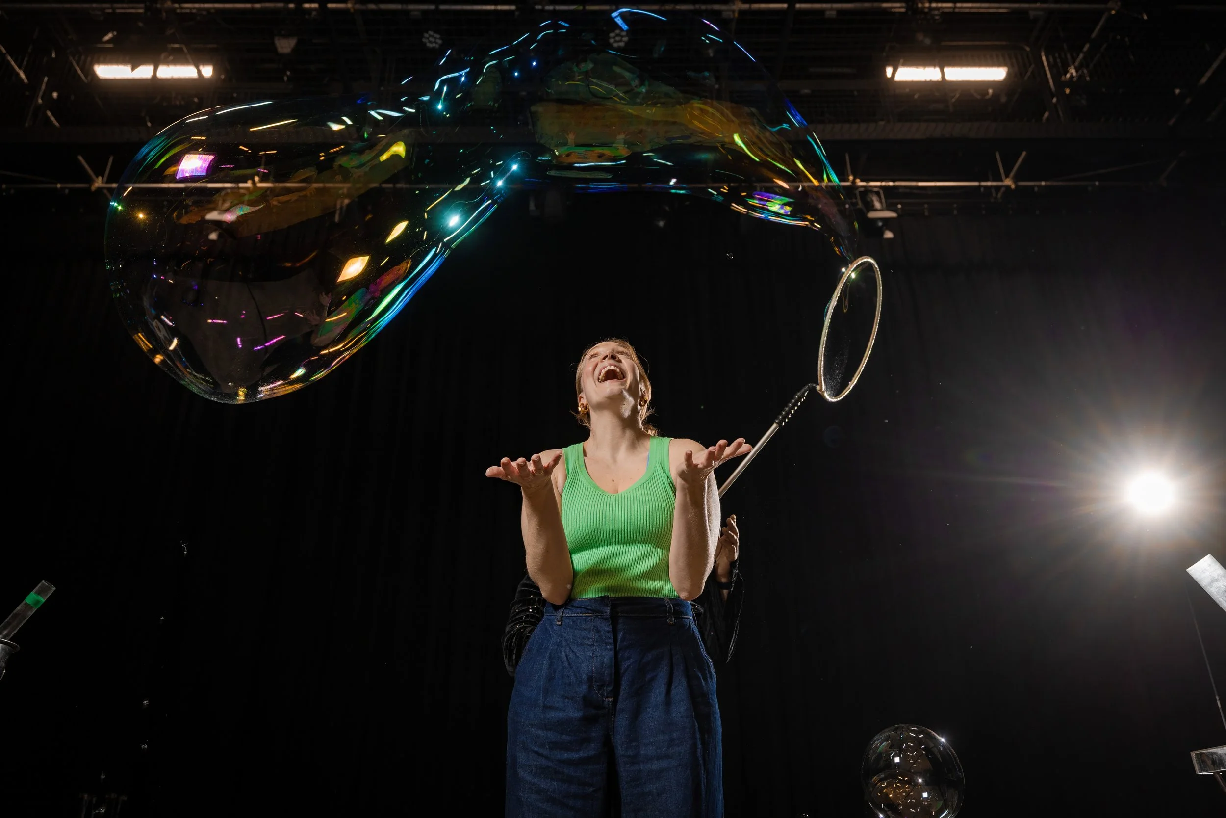 corporate-workshop-photographer-manchester-participant-giant-bubble-wand-workshop-013.jpg