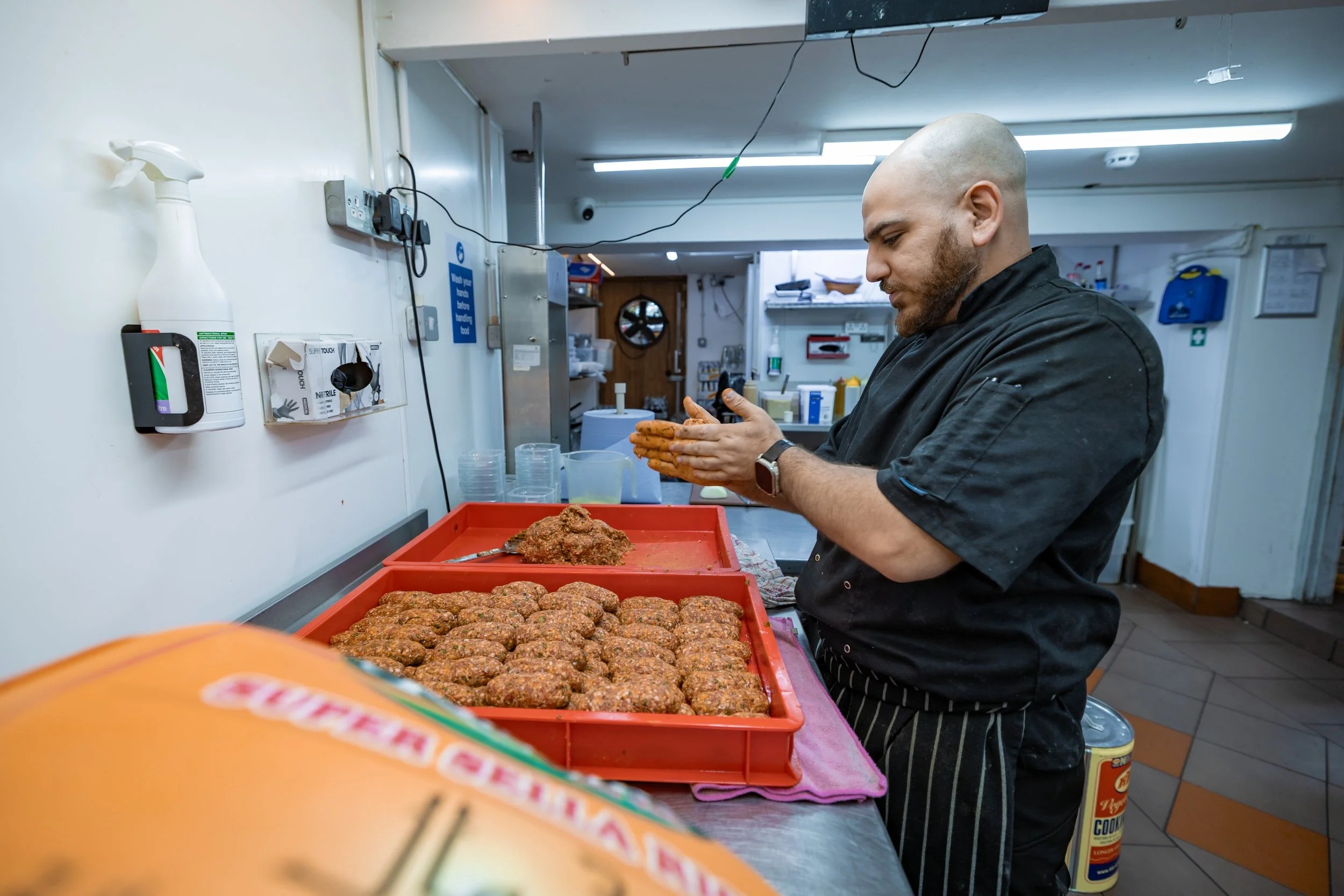 hospitality-photography-restaurant-kitchen-02.jpg