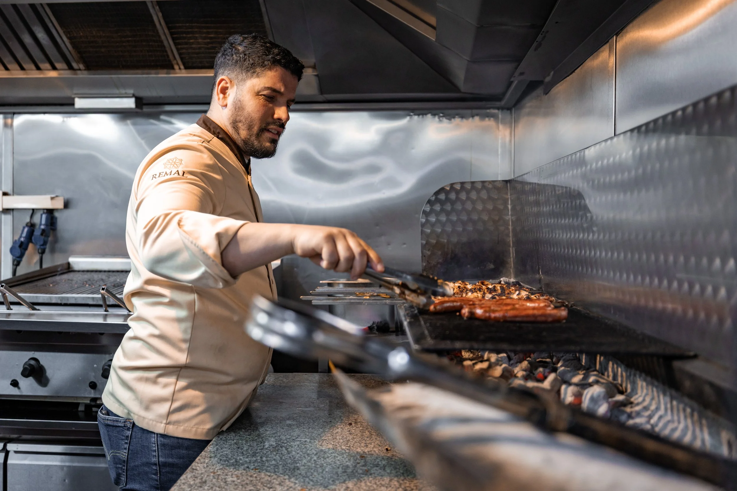 restaurant-kitchen-food-preparation-photography-06.jpg
