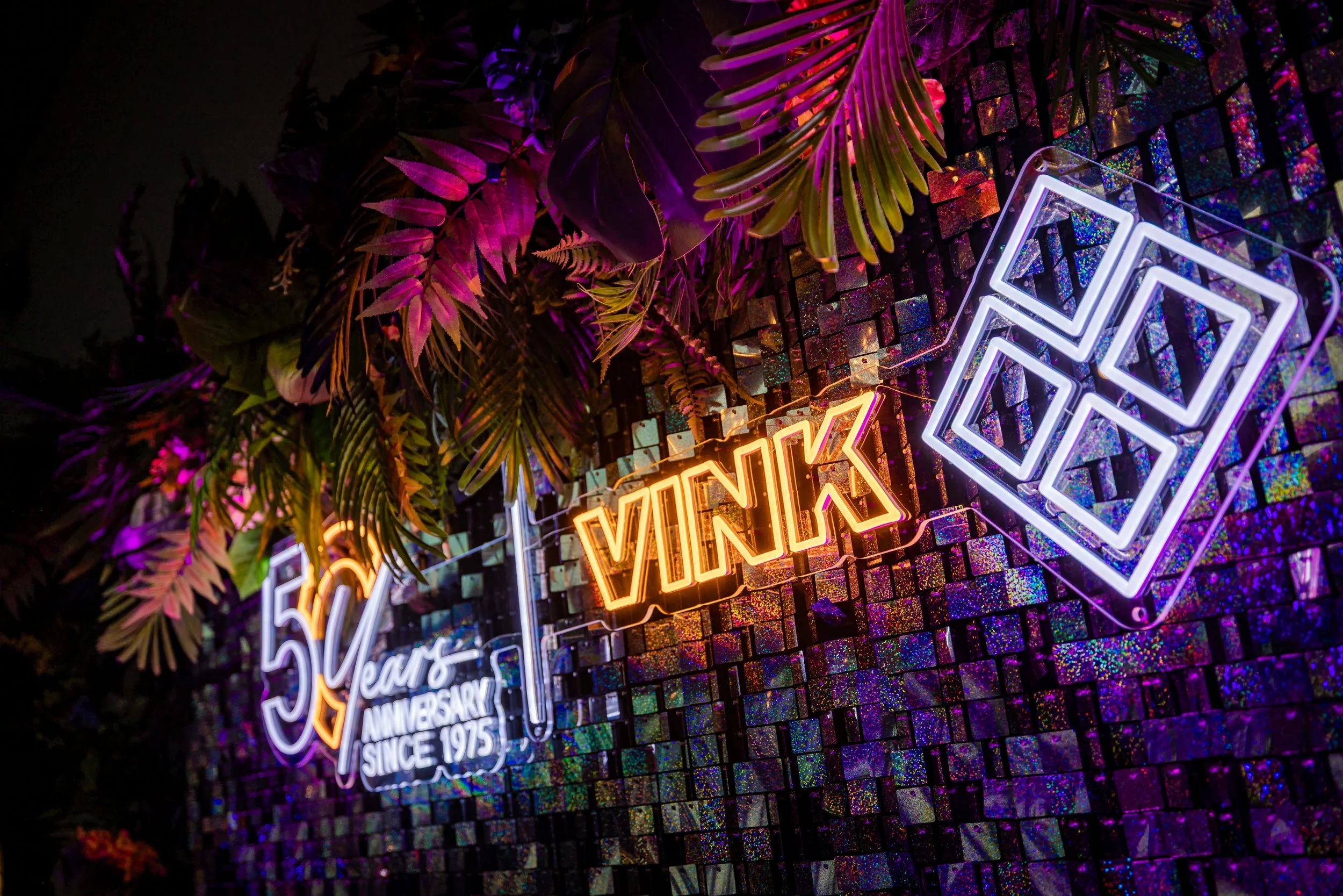 corporate event photography signage
