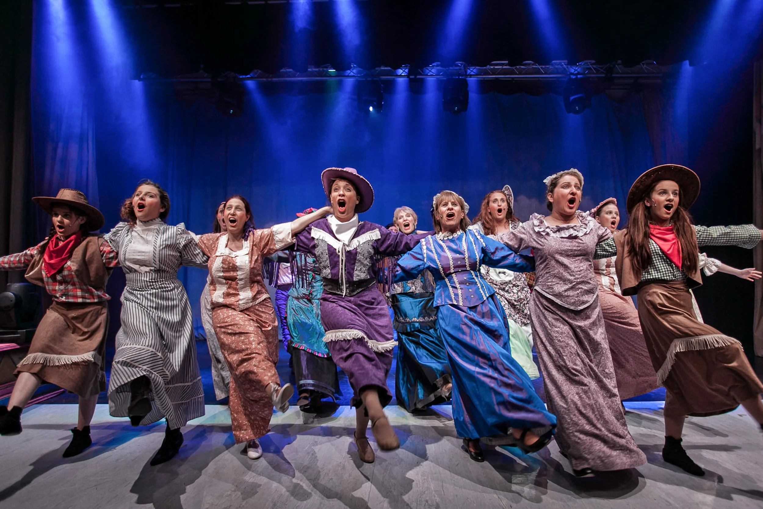 annie get your gun chorus musical theatre production photography