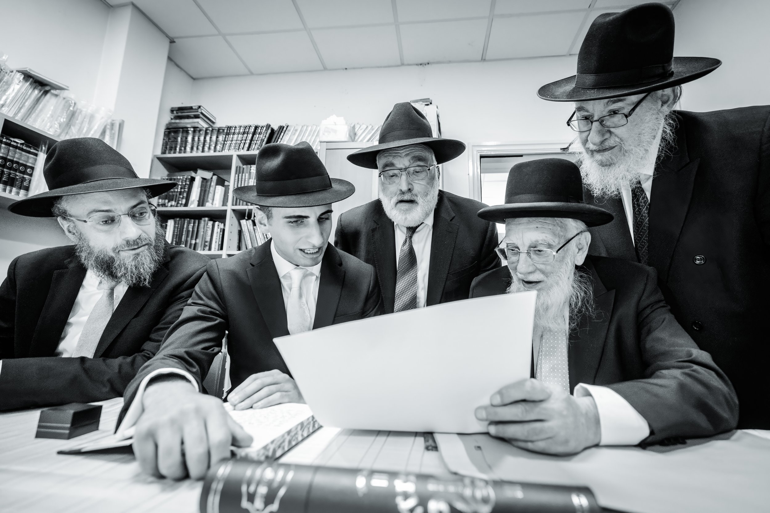 chosson groom during tish at charedi jewish wedding