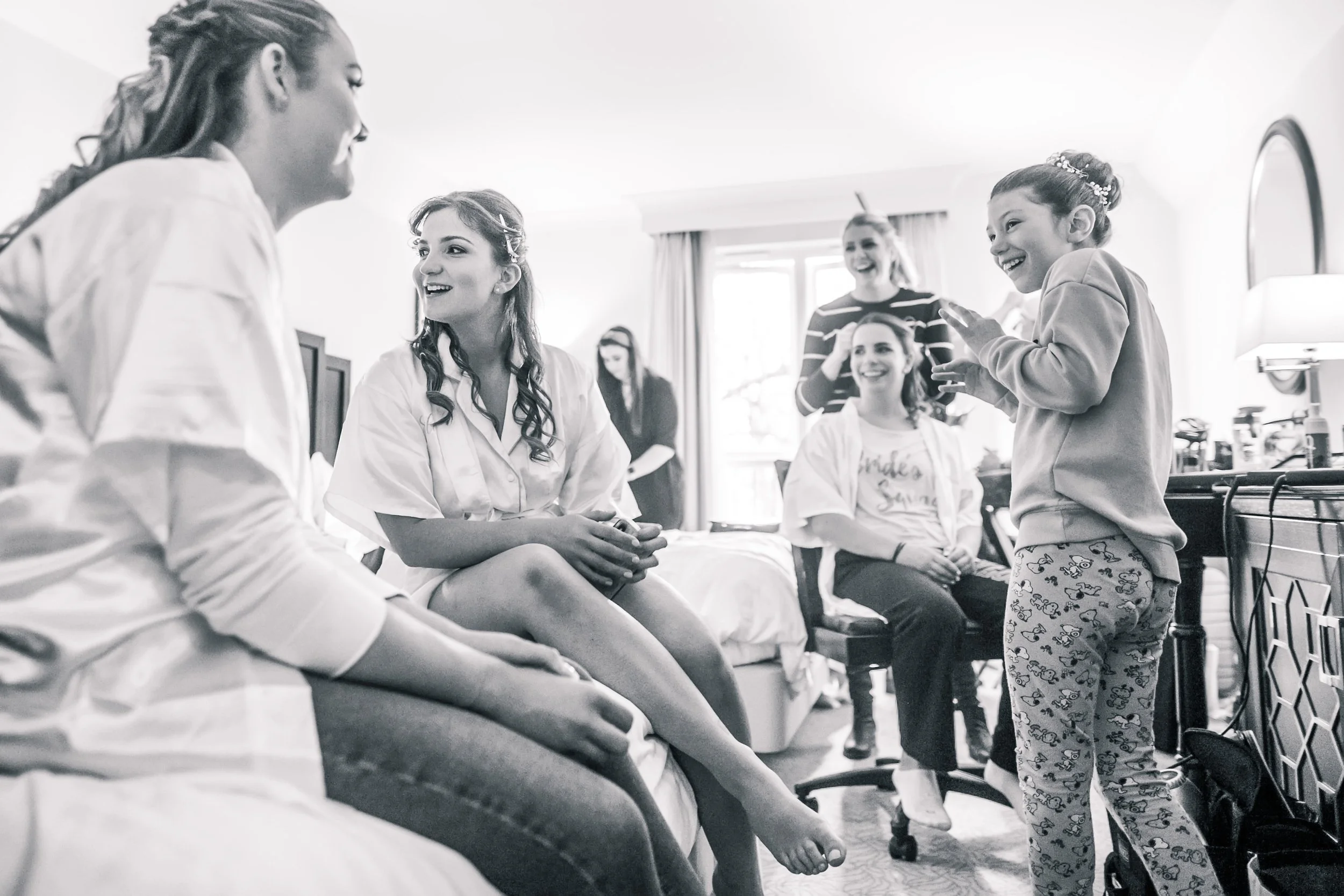 bride and friends during bridal prep at worsley marriott hotel