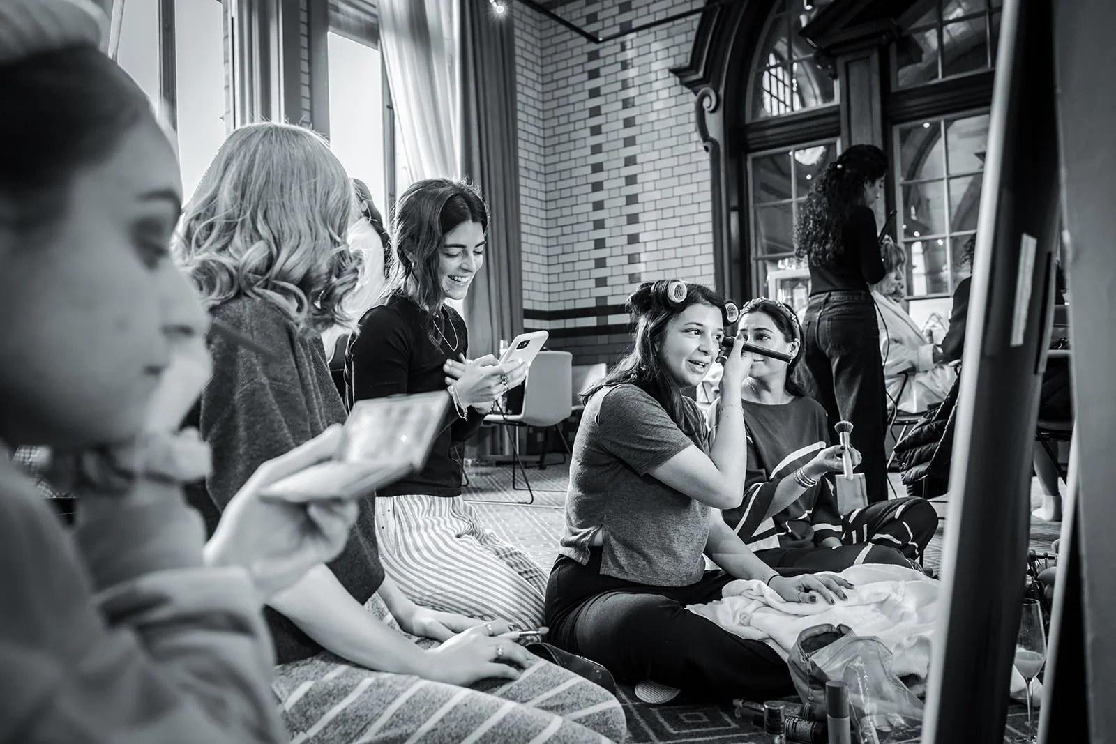 girls getting ready during bridal prep at kimpton clocktower manchester