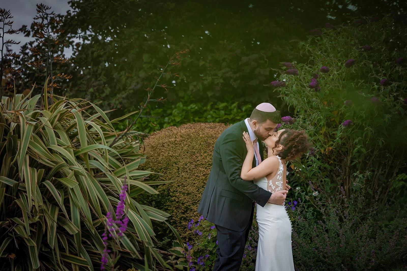 heaton-house-farm-wedding-photography-macclesfield-bride-groom-newlywed-couple-portraits 04_.jpg