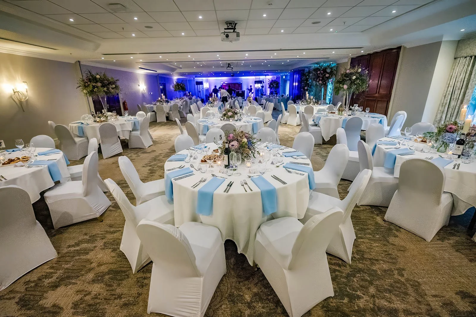 wedding breakfast reception room set up at worsley marriott hotel
