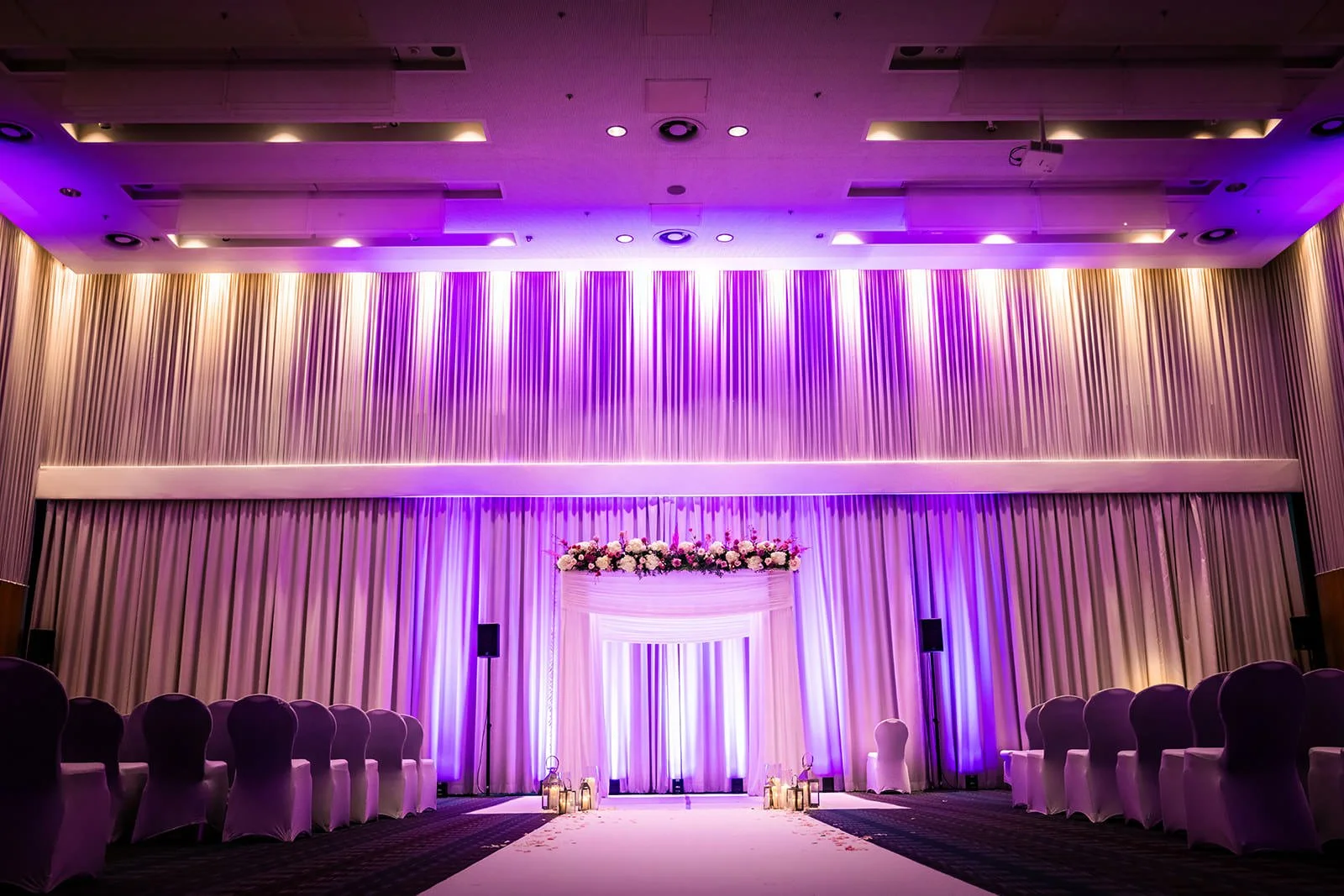 wedding ceremony room set up at manchester deansgate hotel venue