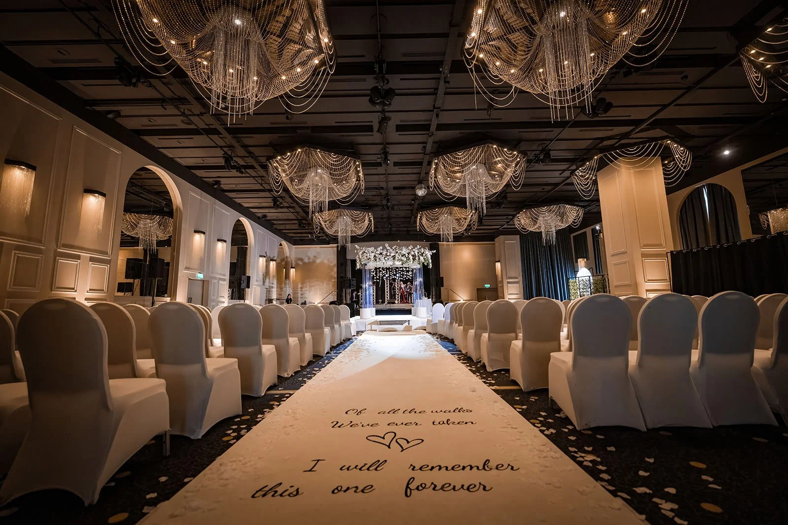 mercure manchester piccadilly hotel international suite wedding ceremony set up