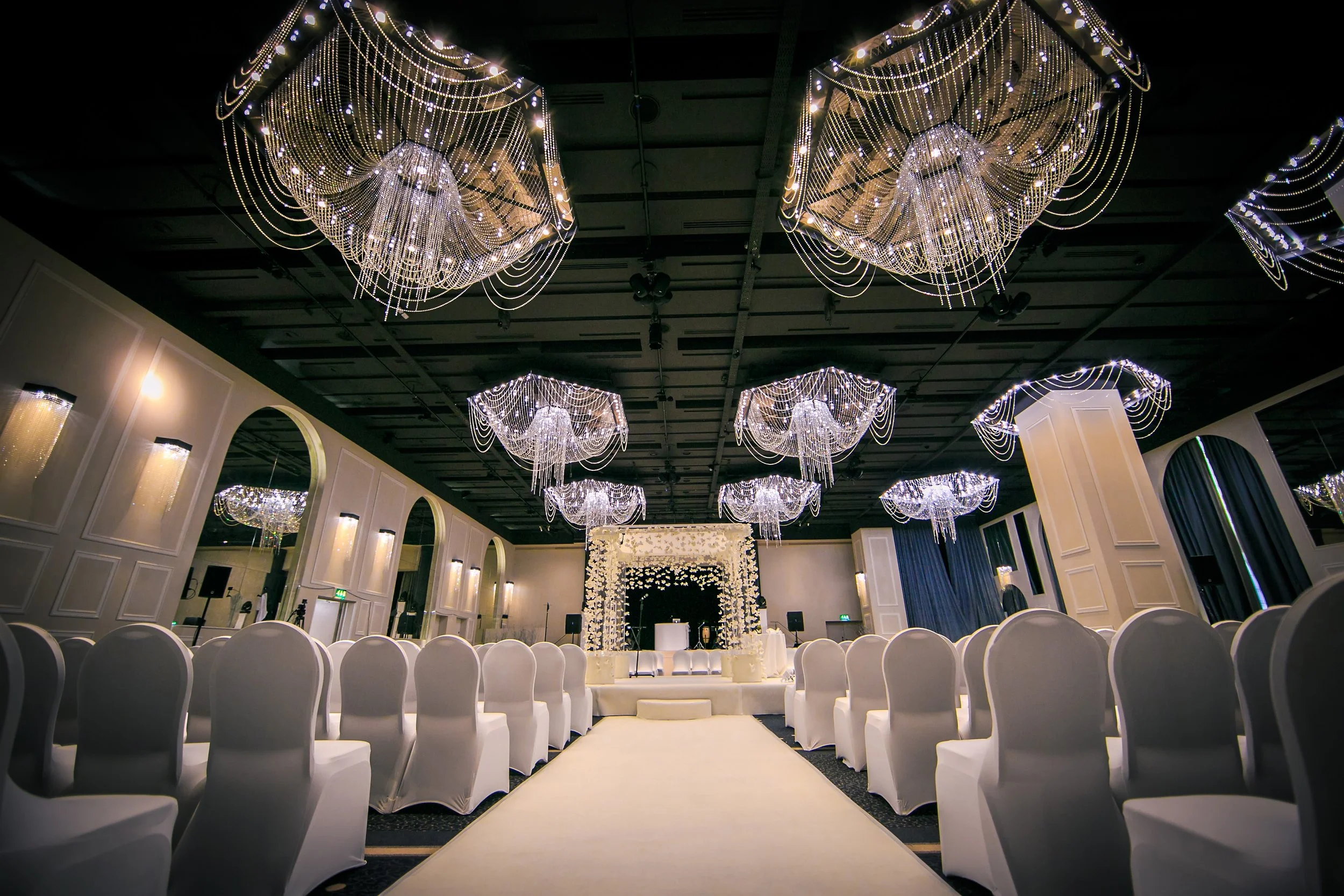 mercure manchester piccadilly hotel international suite wedding ceremony set up