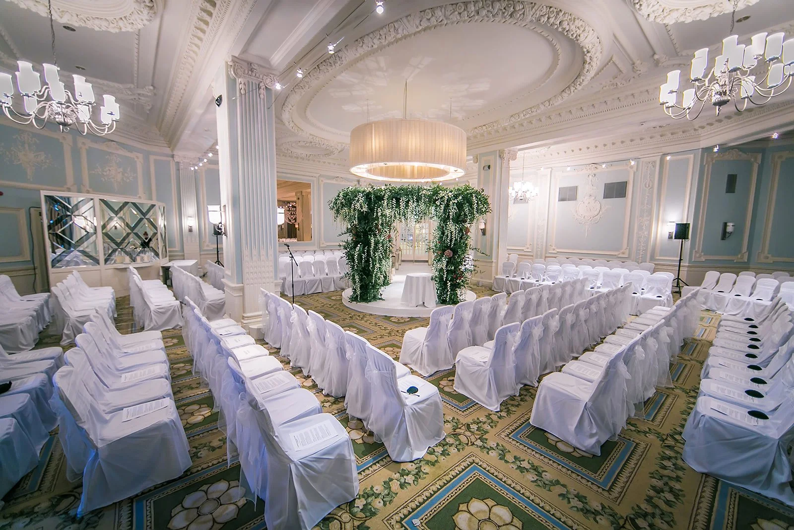 midland hotel manchester trafford room wedding set up