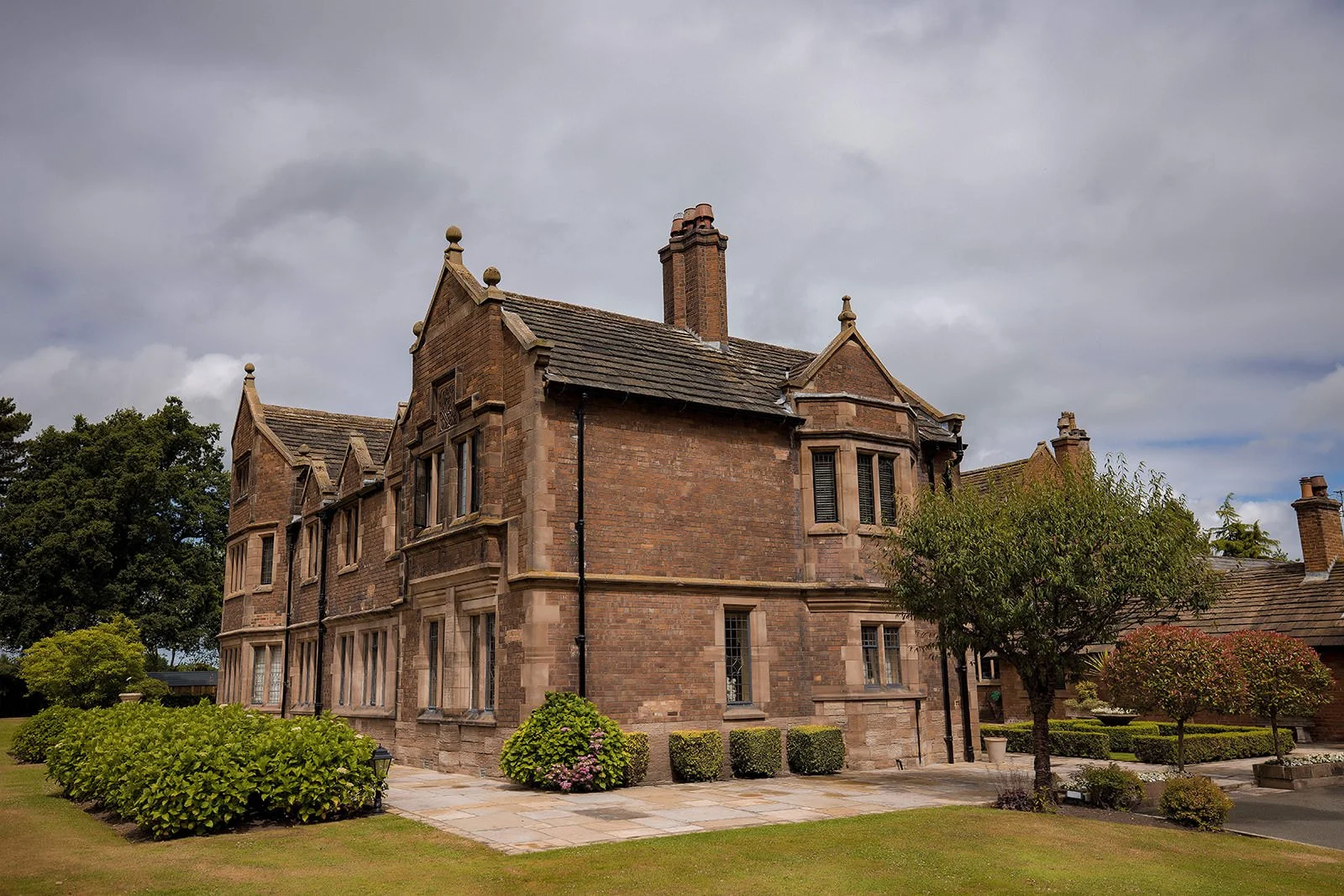 colshaw hall cheshire wedding venue exterior