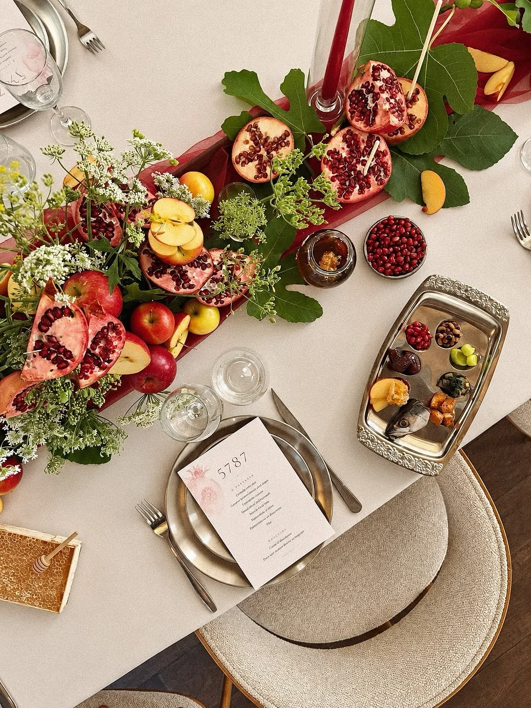 Holidays season 🍎🍯

Composition florale @latelier_maisonvivant ❤️

#roshhashana#roshhashanah#ראשהשנה