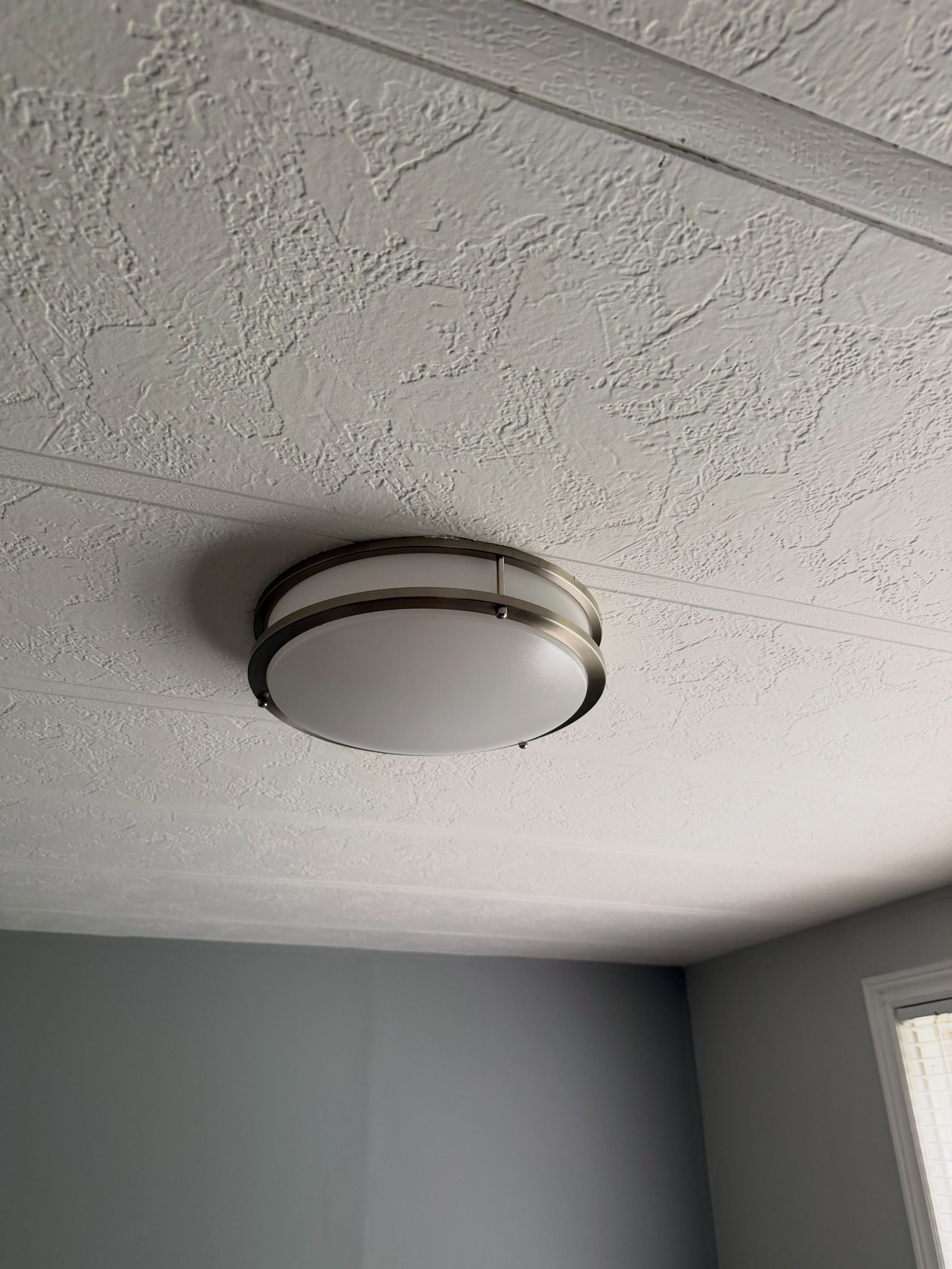 Lighting installation for one of our Lindsay clients. 
-
-
-
-
-
-
-
-
#electrical #kawarthalakes #electrician #light