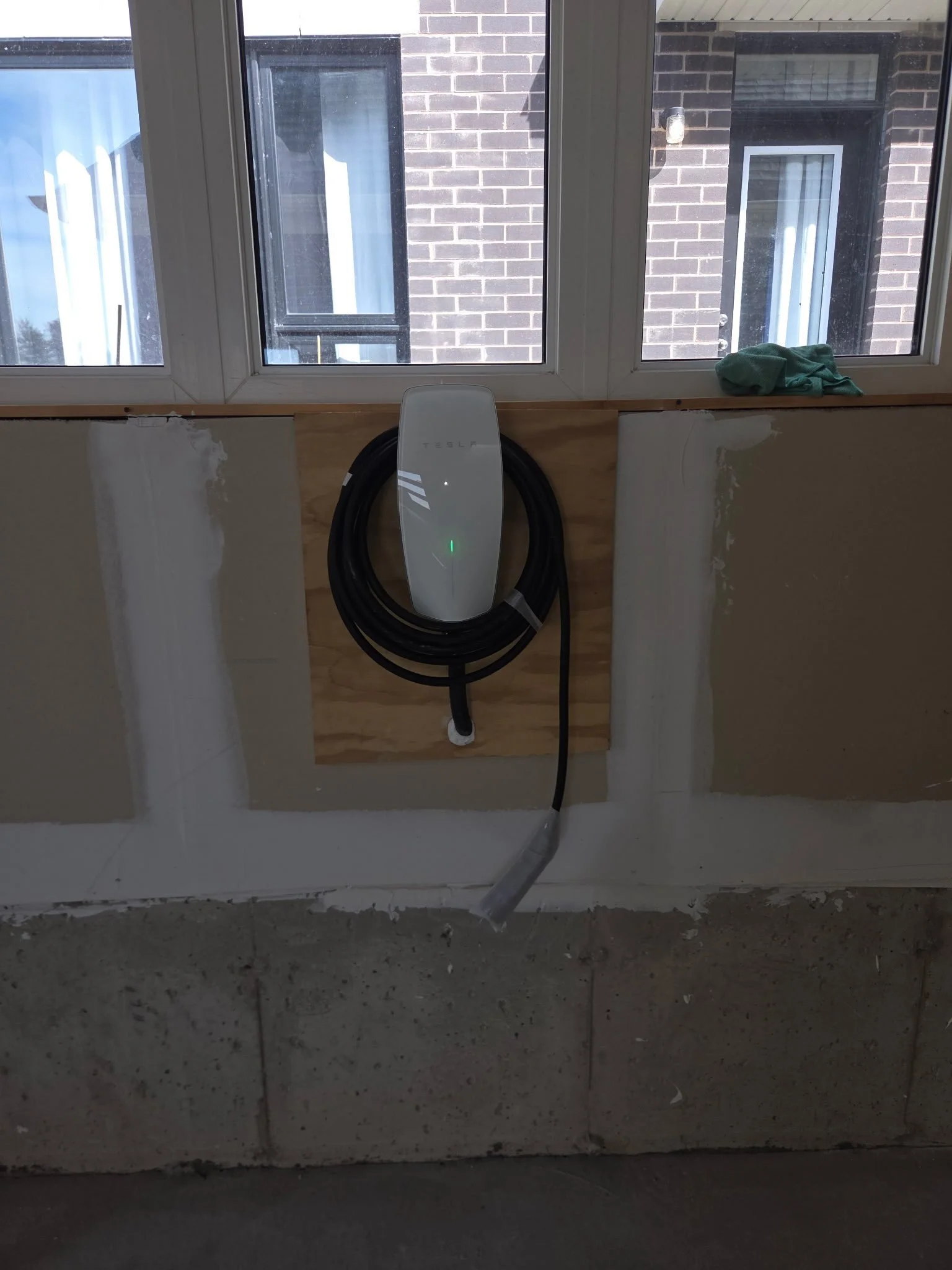 Trench day for a Tesla wall connector install ! 

Done by MR EV CHARGER INC. ✅ 

Licensed and insured electrical contractor specializing in EV charger installations. 

#electricvehicles #teslawallconnector #tesla #evcharging⚡️ #electrician