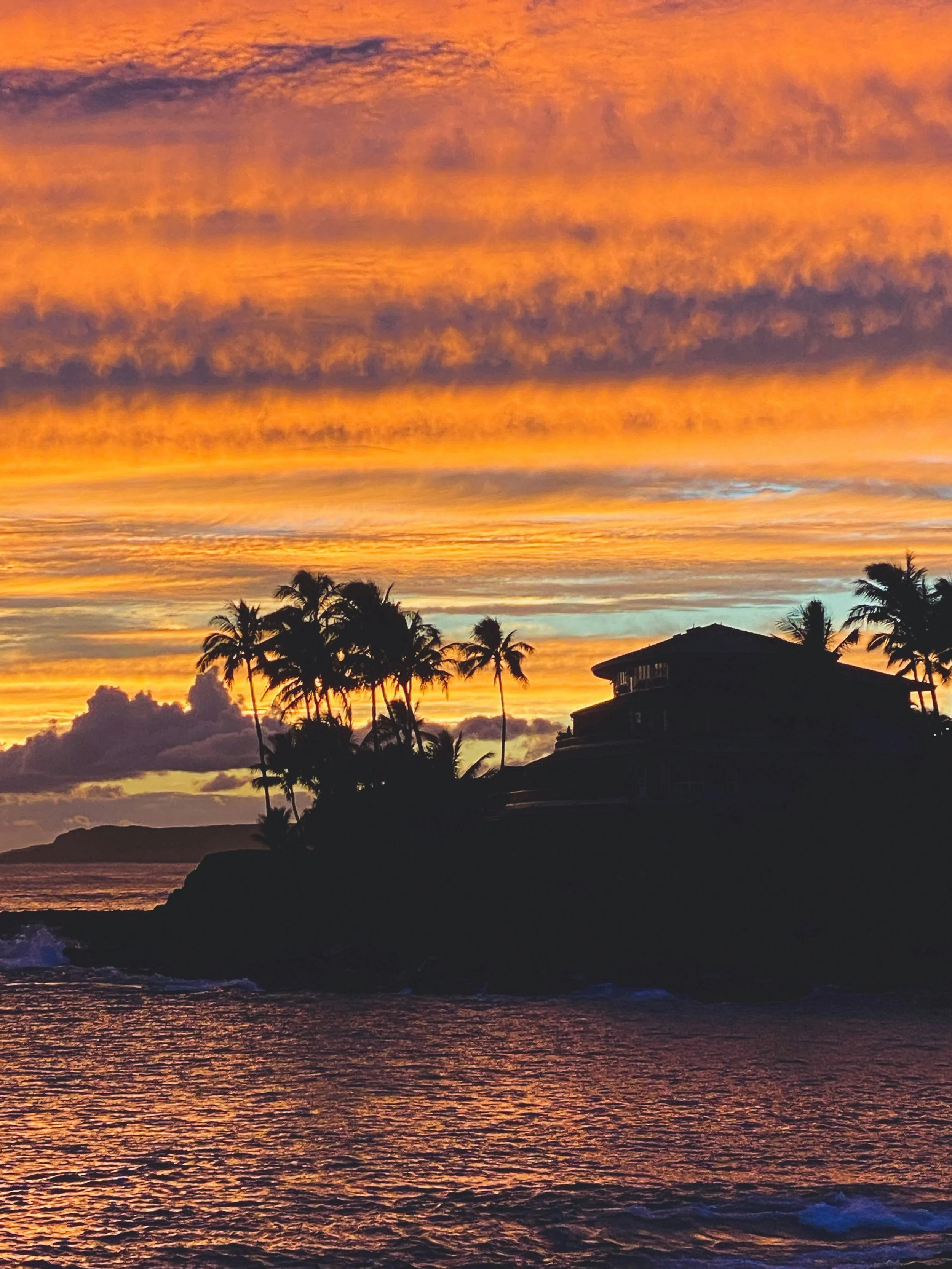 Hawaii sunset Smart home monitoring  Kauaʻi primary and rental home protection  Anchor Point Home ServicesKauaʻi