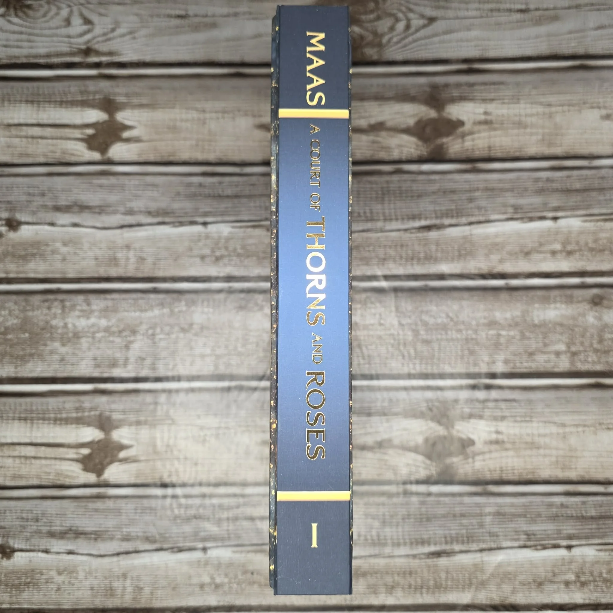 A Court of Thorns Roses Special Edition Spine