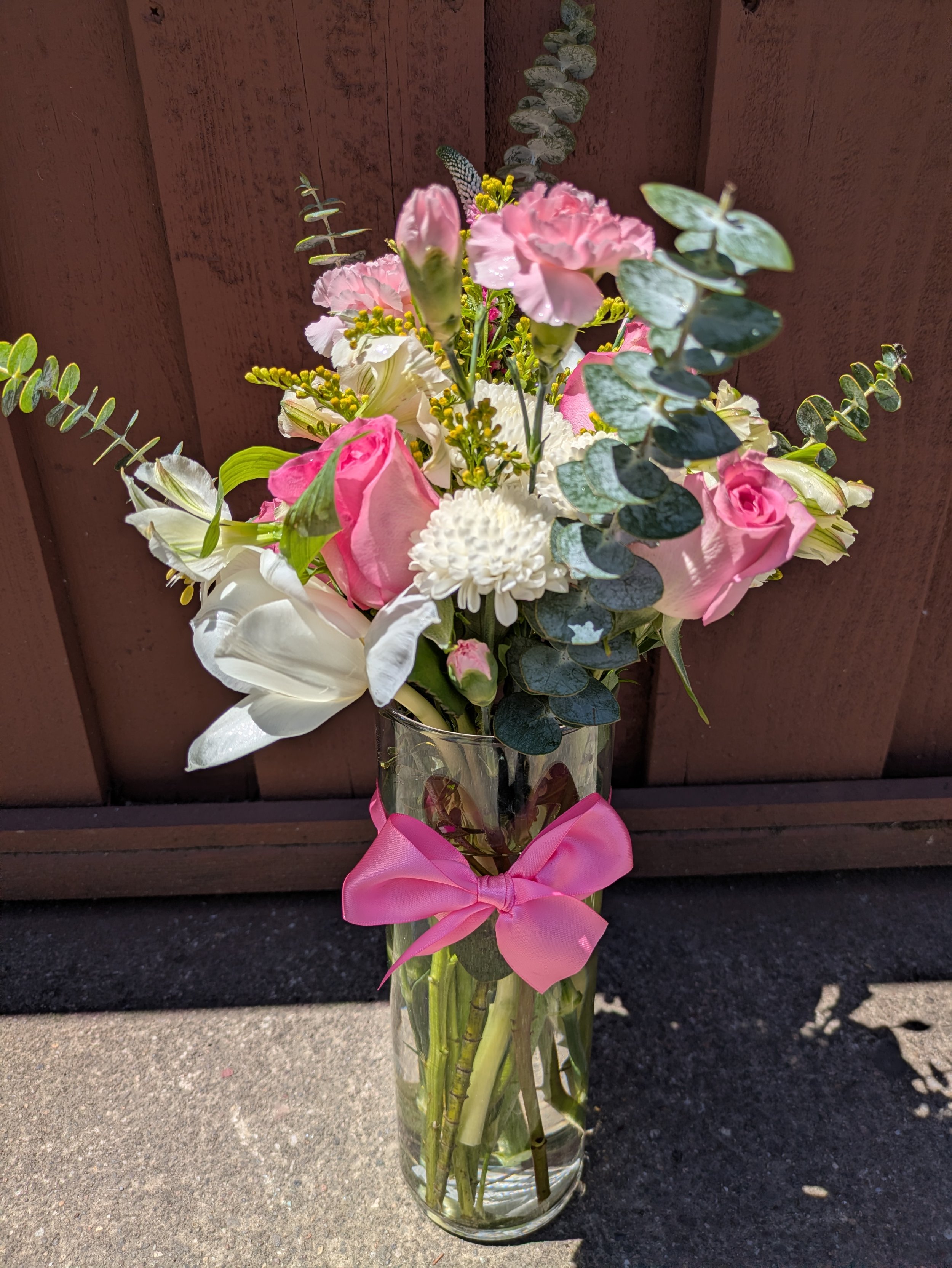 Ounk Rose big vase.jpg
