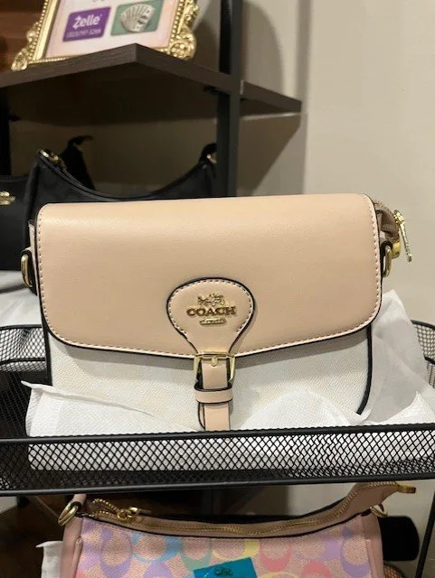 Classic Elegance Leather Crossbody Bag