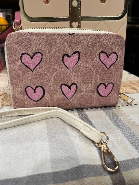 Charming Heart-Patterned Wallet