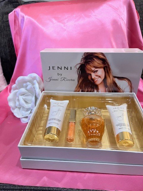 jenny gold.jpg