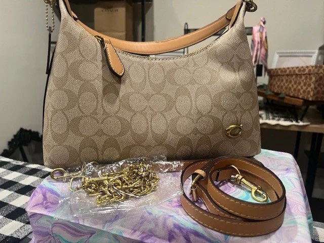 Elegant Designer Shoulder Bag with Dual Straps