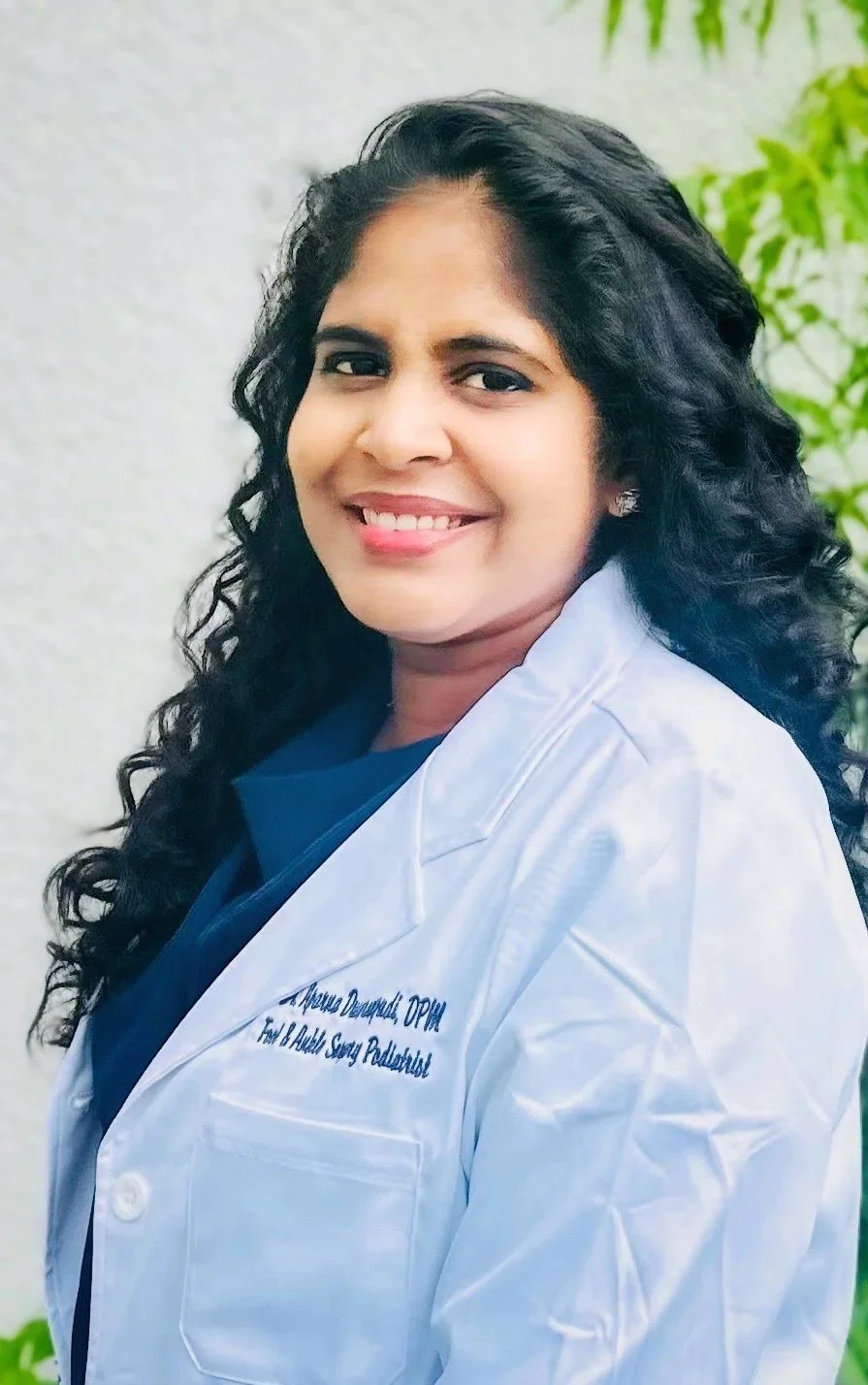 Dr. Aparna Dwarampudi, DPM — podiatrist Foot and ankle Surgeon Wound care House call podiatrist in Lutz, FL