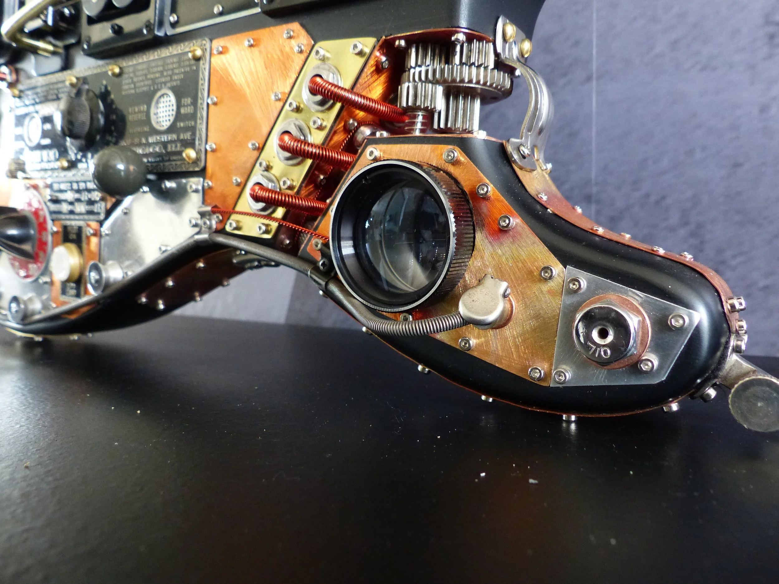 strong electric steampunk jan 2026 horn with gears.JPG