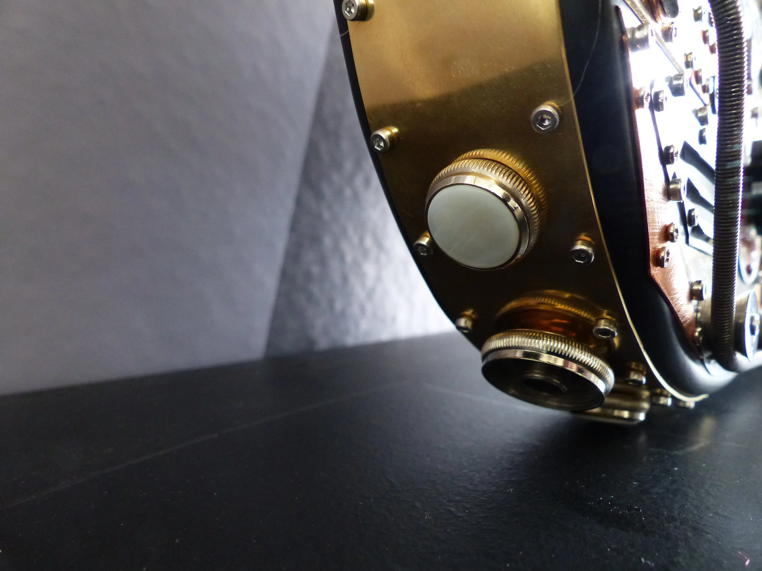 strong electric steampunk jan 2026 input jack.JPG