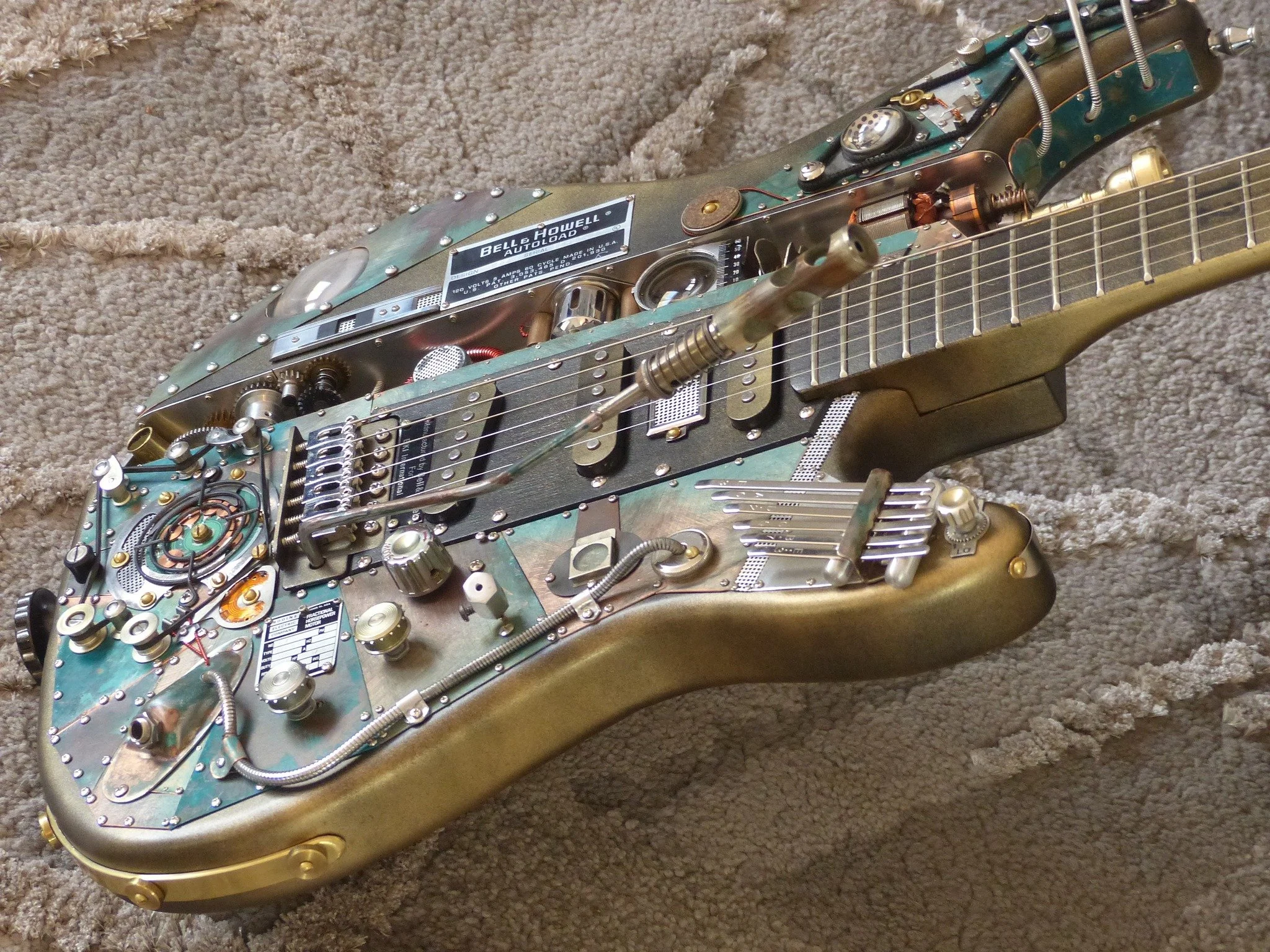 Bell & Howell autoload gold body 2.jpg