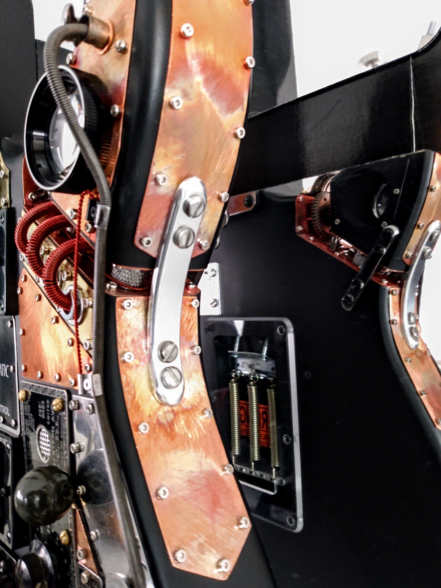 strong electric detail on mirror.jpg