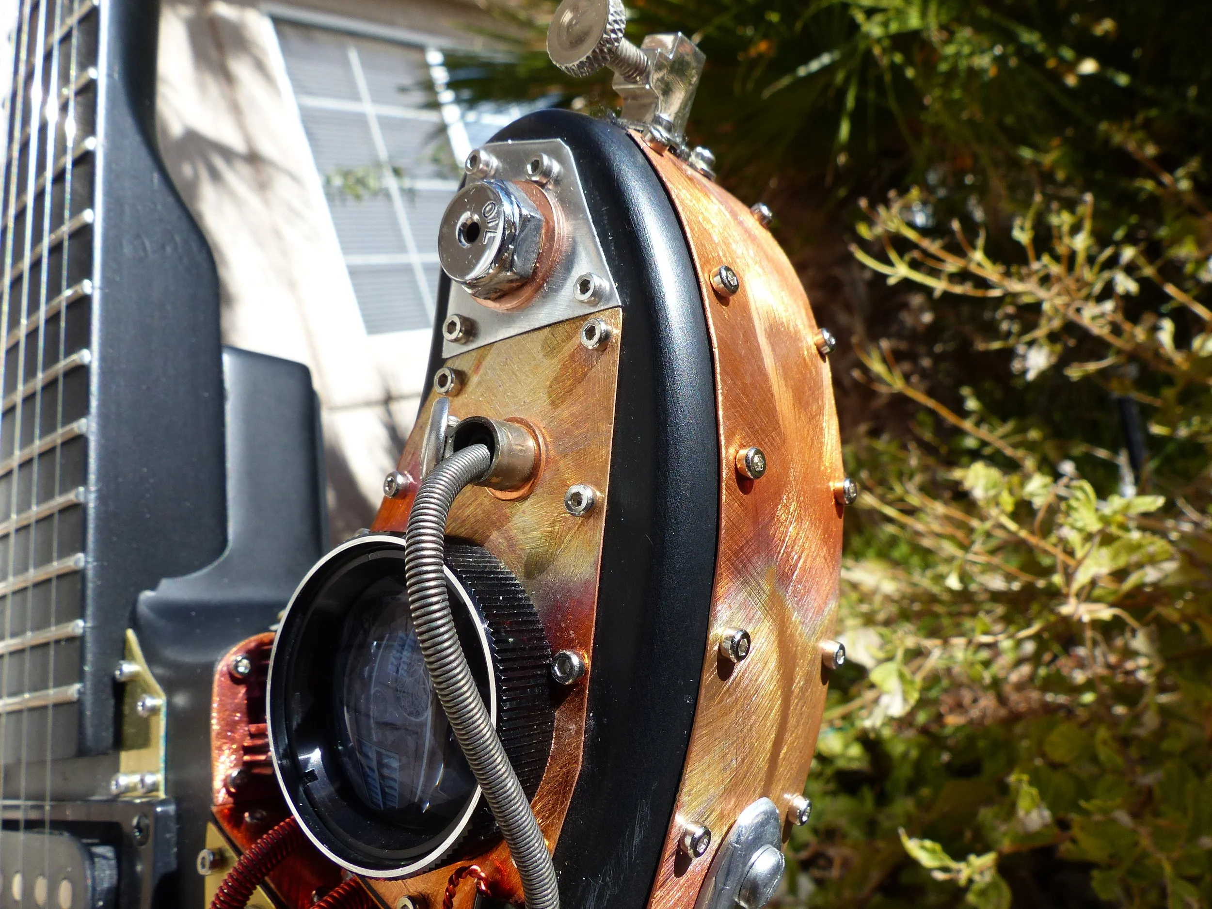 strong electric steampunk Jan 2026 horn.JPG