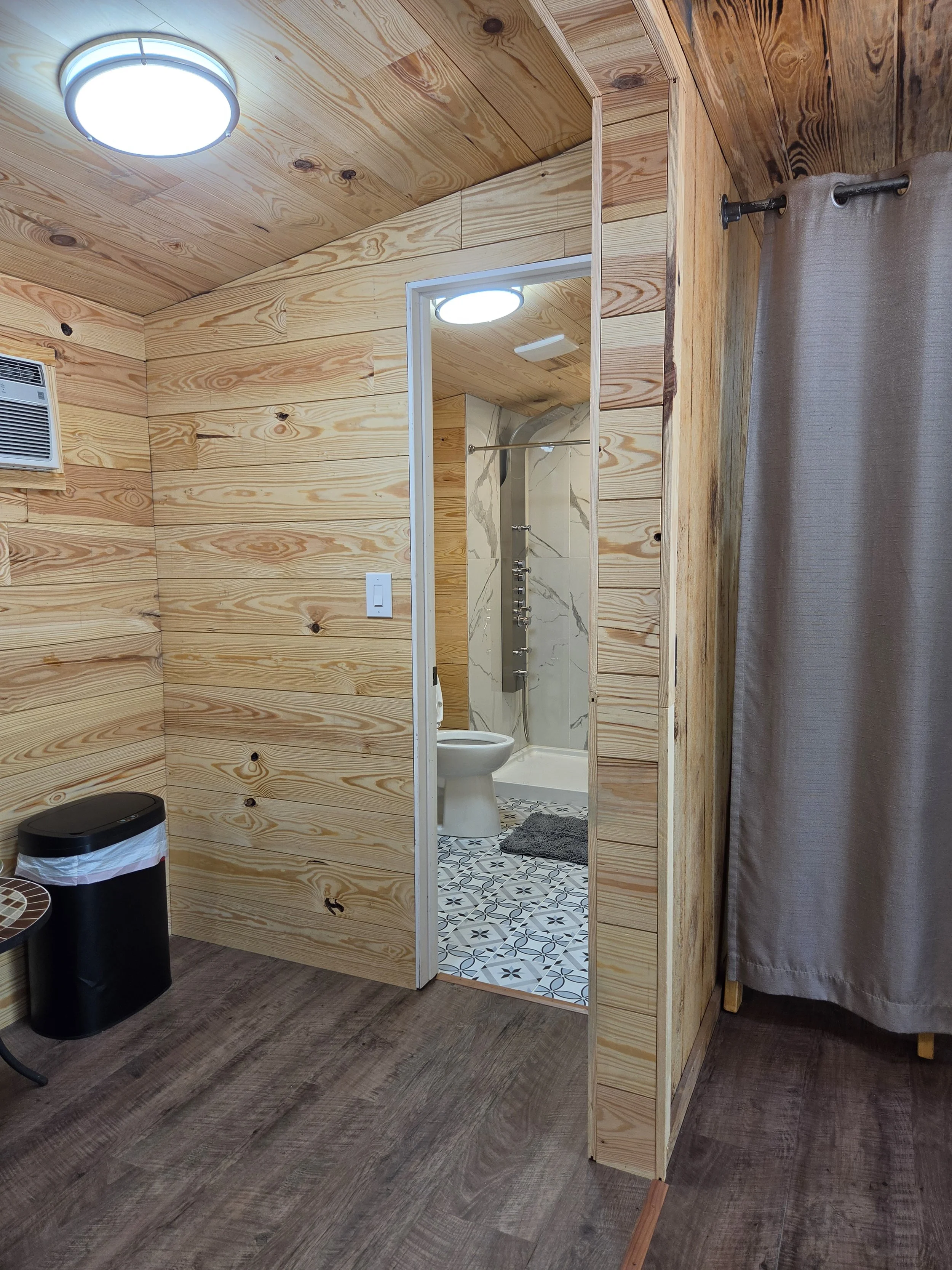 CD bathroom  (4).jpg