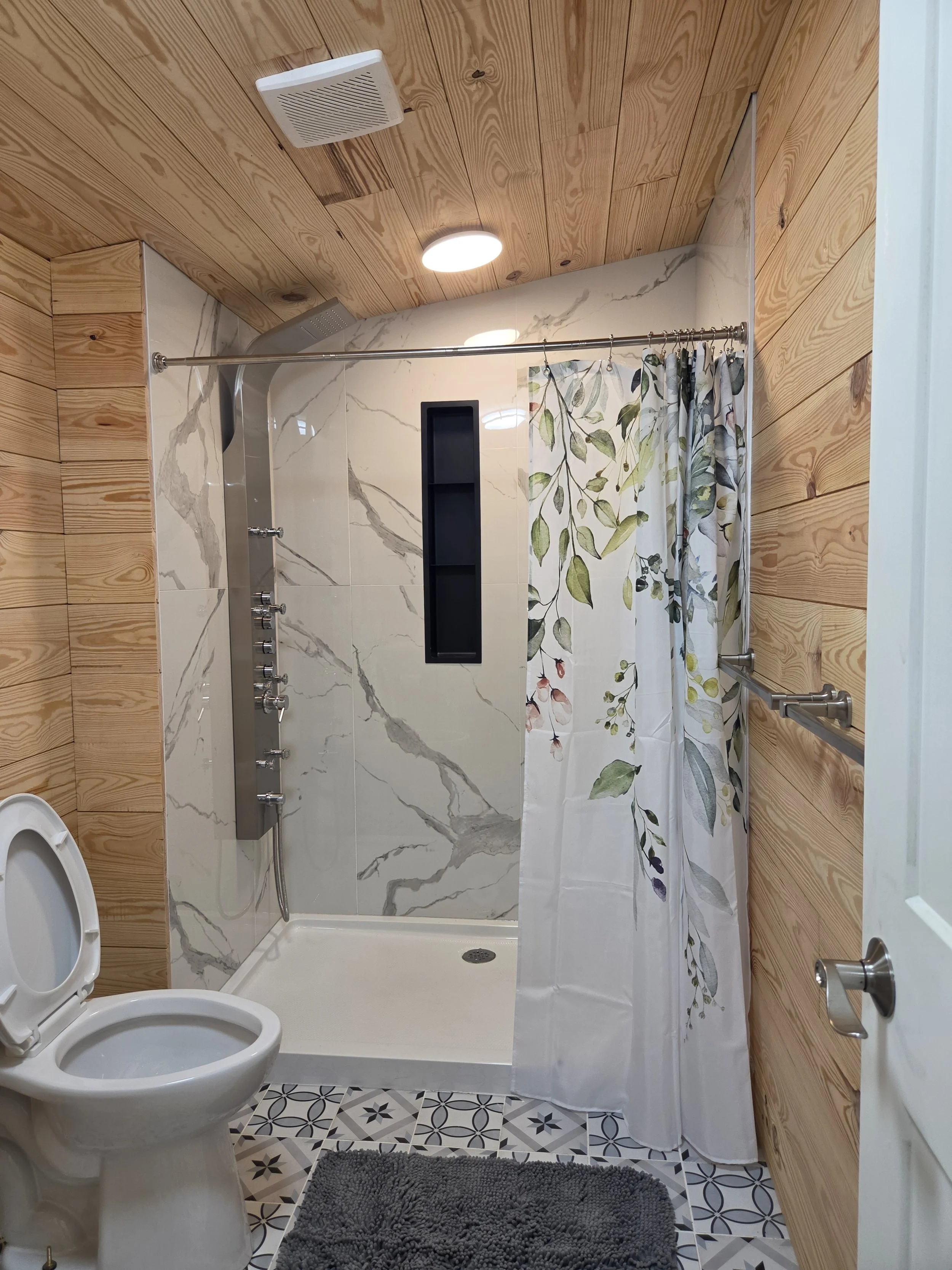 CD Bathroom .jpg