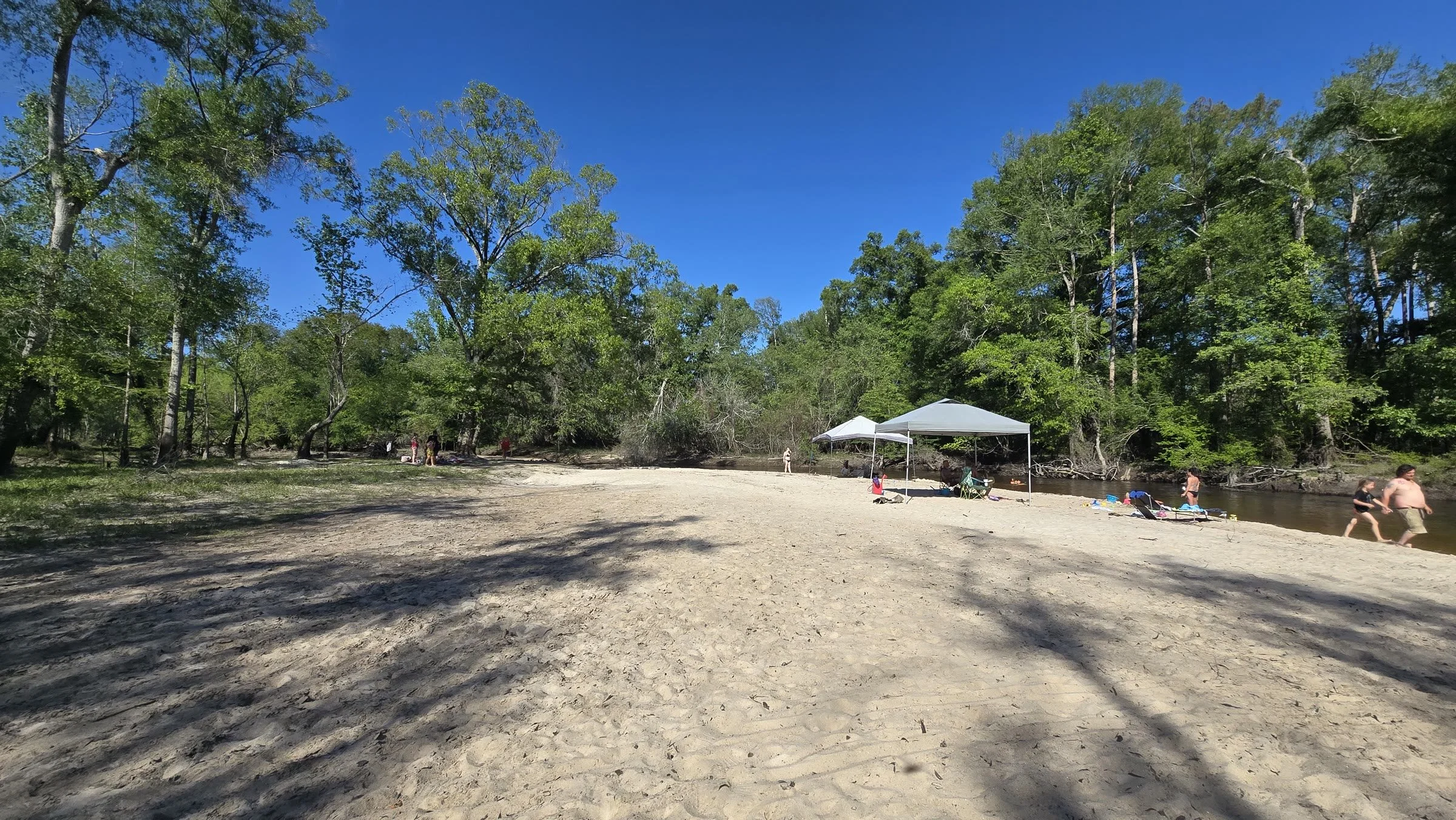 Spend the Day on the River: All About Day Passes