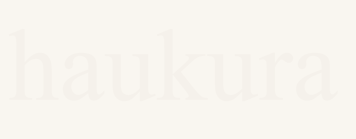 The image is mostly blank with a faint, large watermark text reading 'haulkura' across the background.