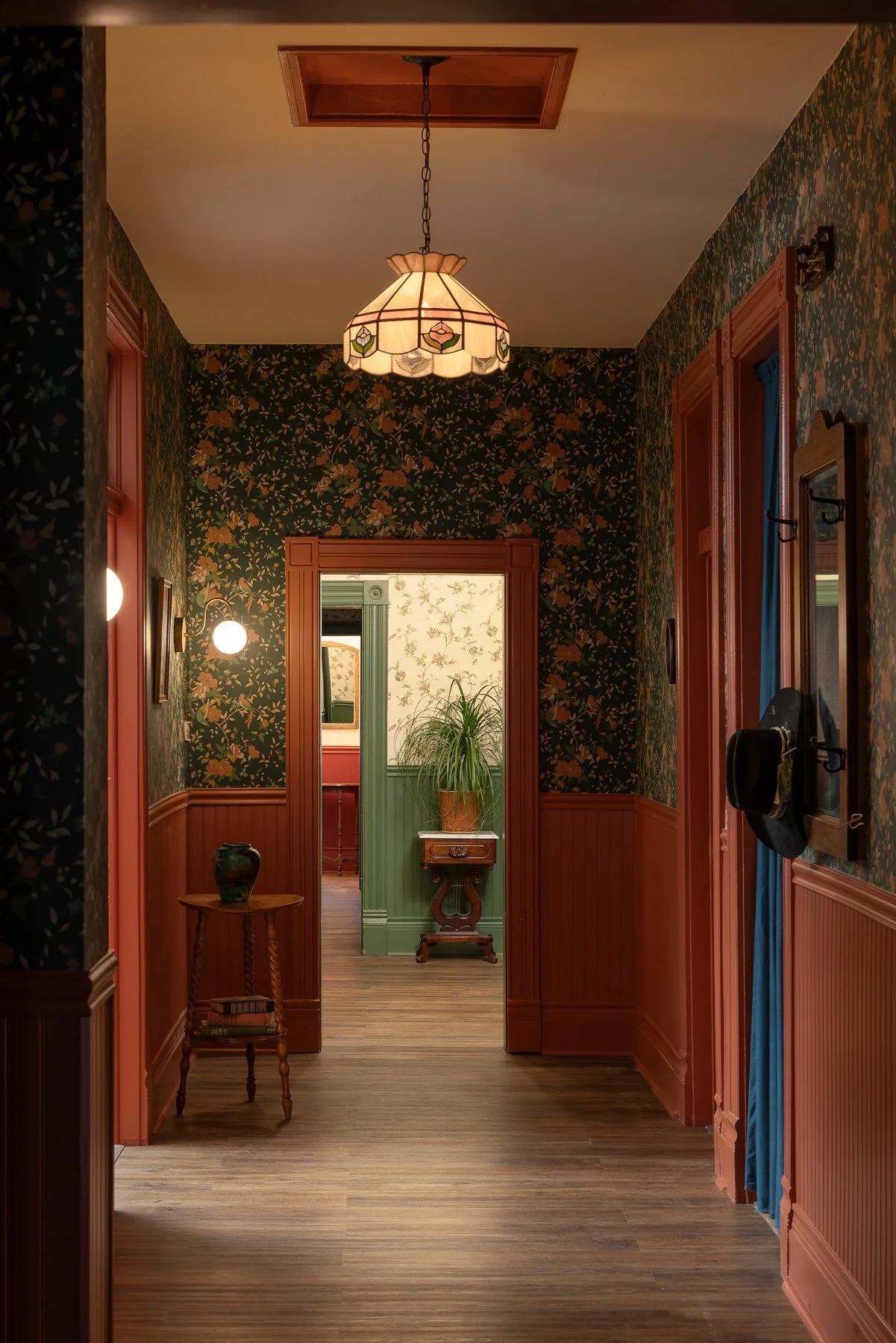 020 - St. Elmo Hotel - Low Resolution.jpg