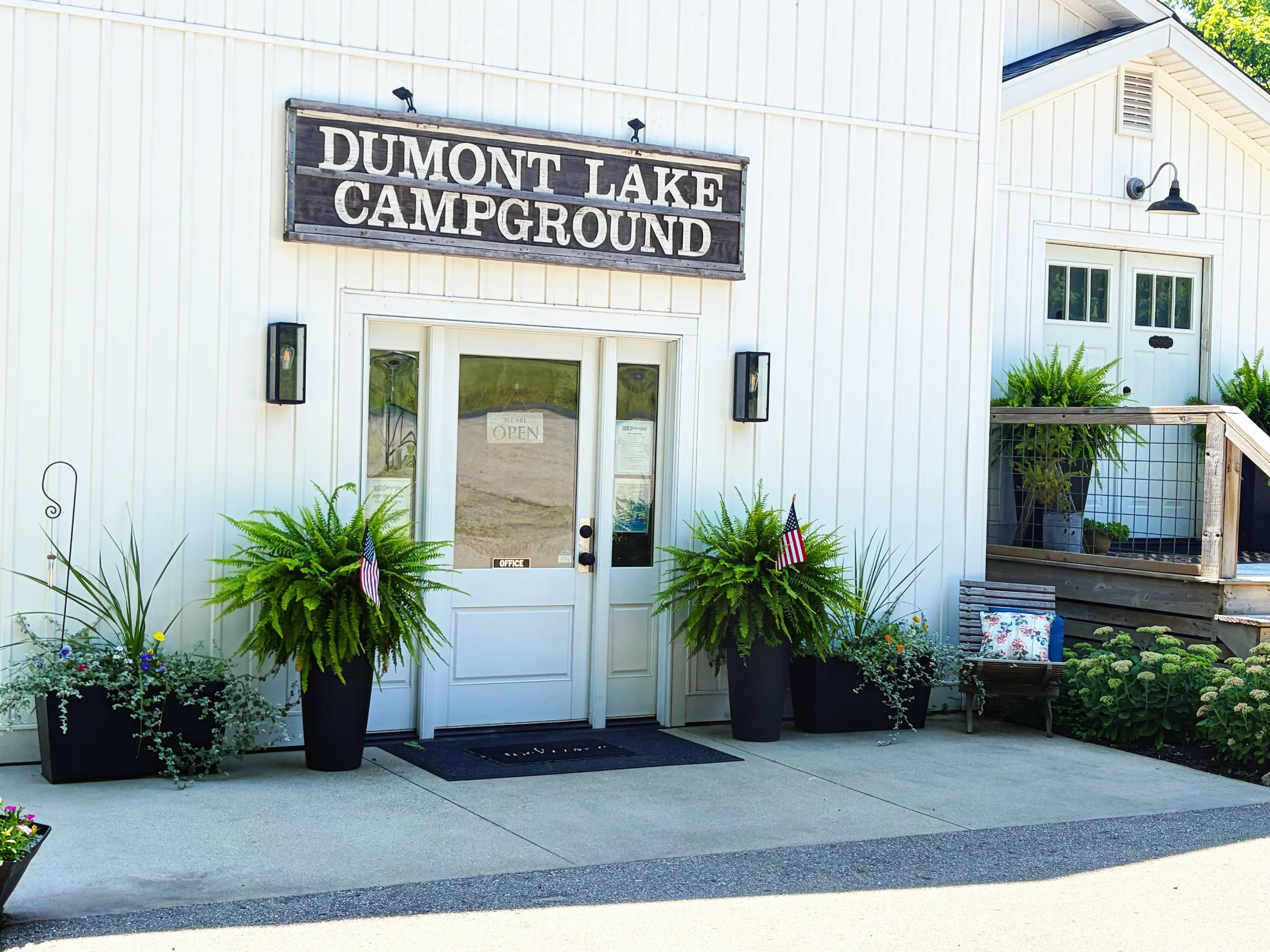 Dumont Lake Family Camp Ground
