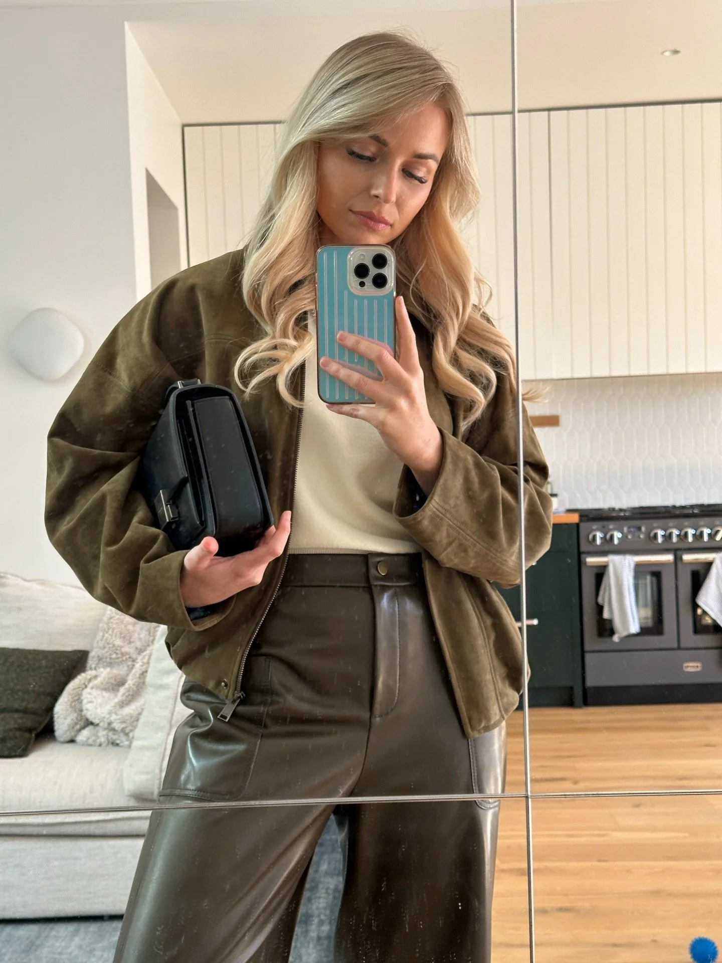 samantharose_1779613547_3904002948853928405_1931458.jpg