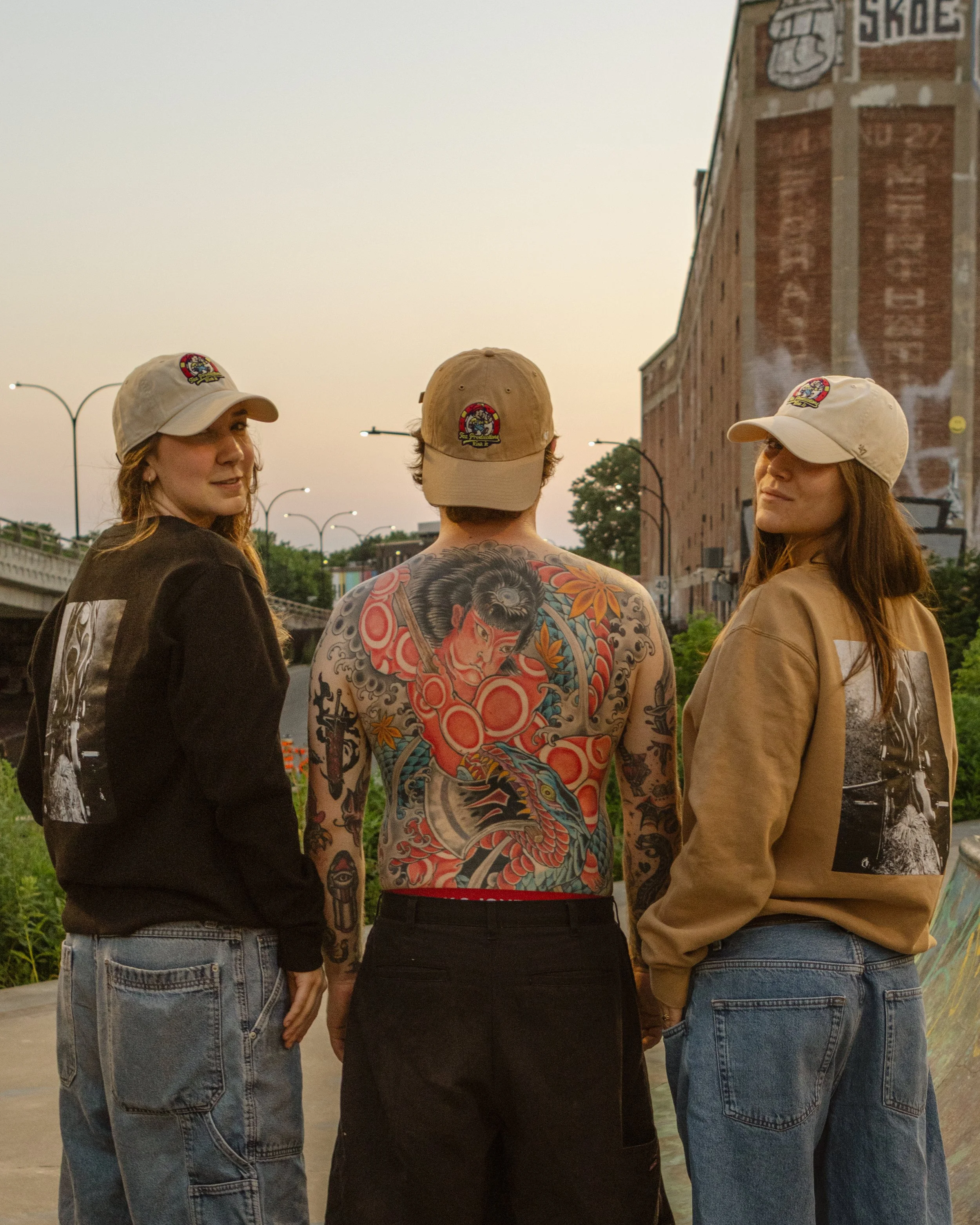 merchdowntownshoot_tazproductions (26 of 40).jpg