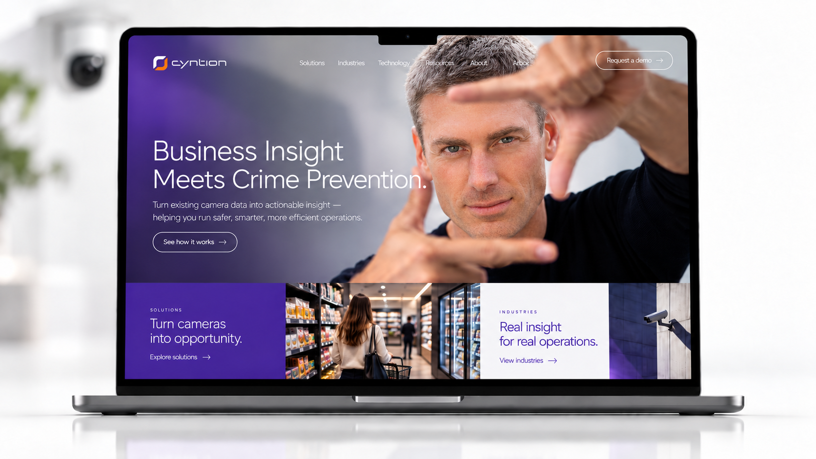Cyntion Business Insight Laptop Mockup (1).png