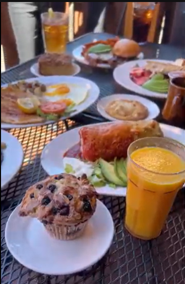 Notchtop Bakery &amp; Cafe $25