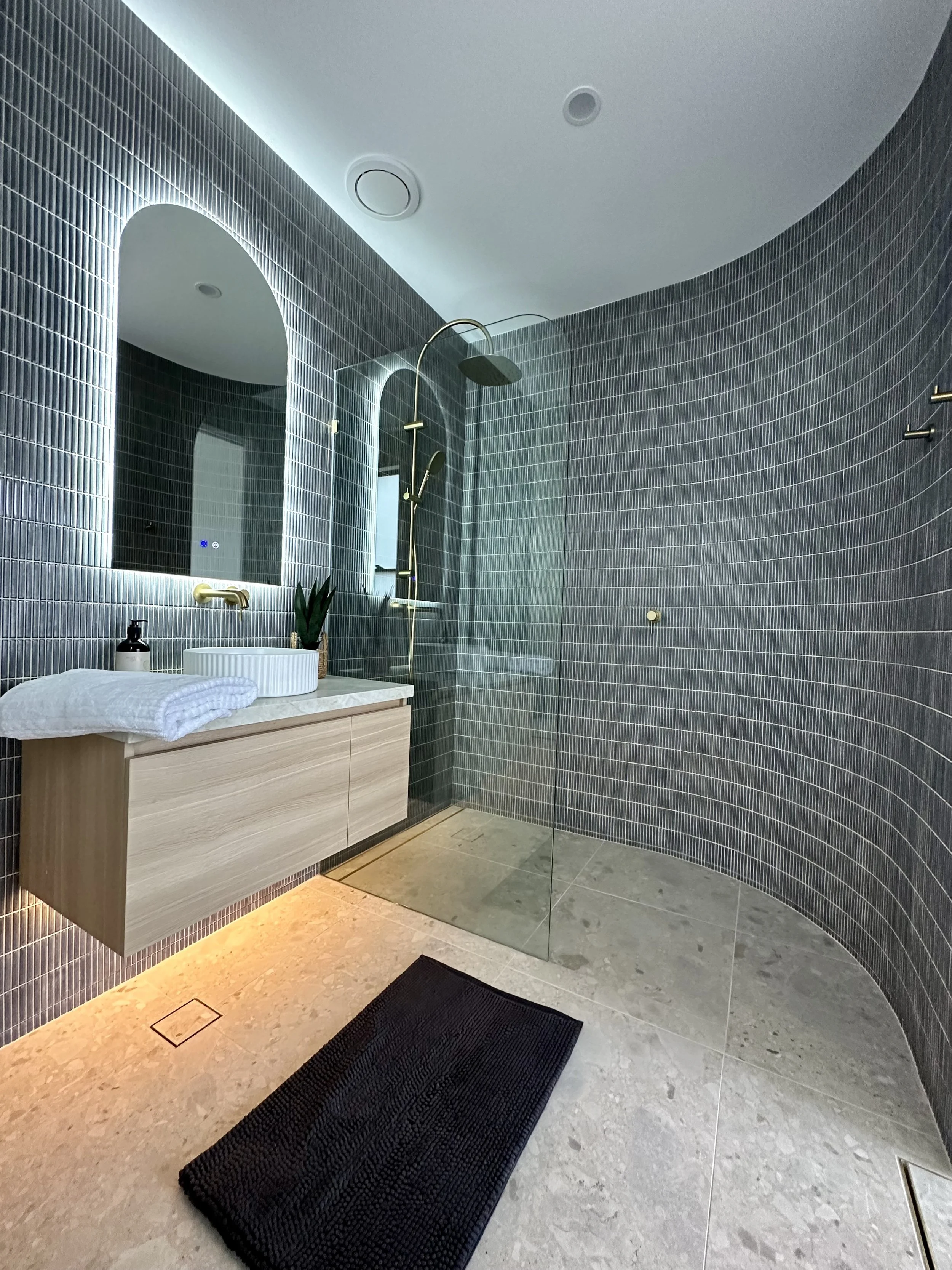 Oranssi project: roof expansion