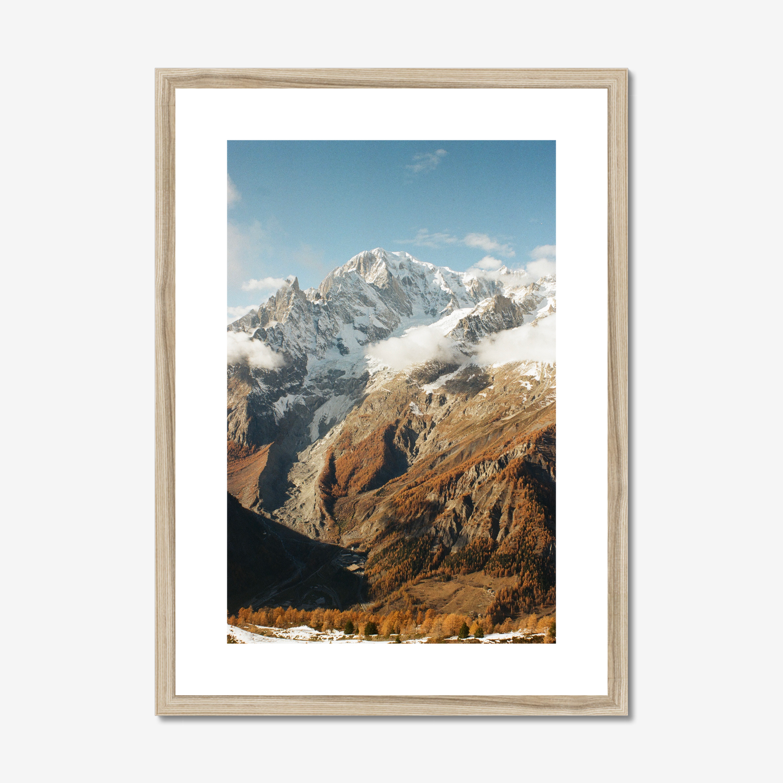 prodigi-global-cfpm-a2-portrait-natural-frame-snow-white-mount (3).png