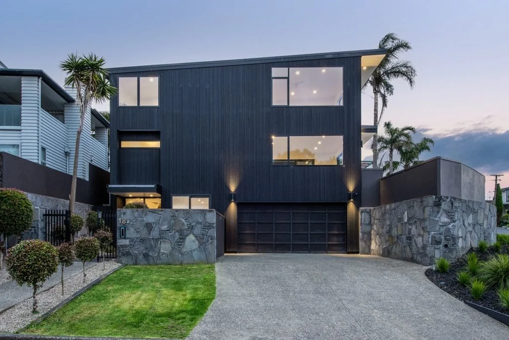 castor-bay-reclad-abodo-timber