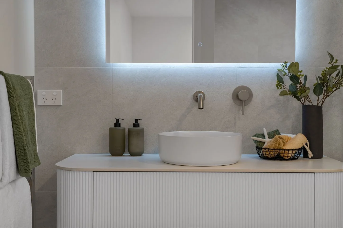 3A Richards vanity.jpg