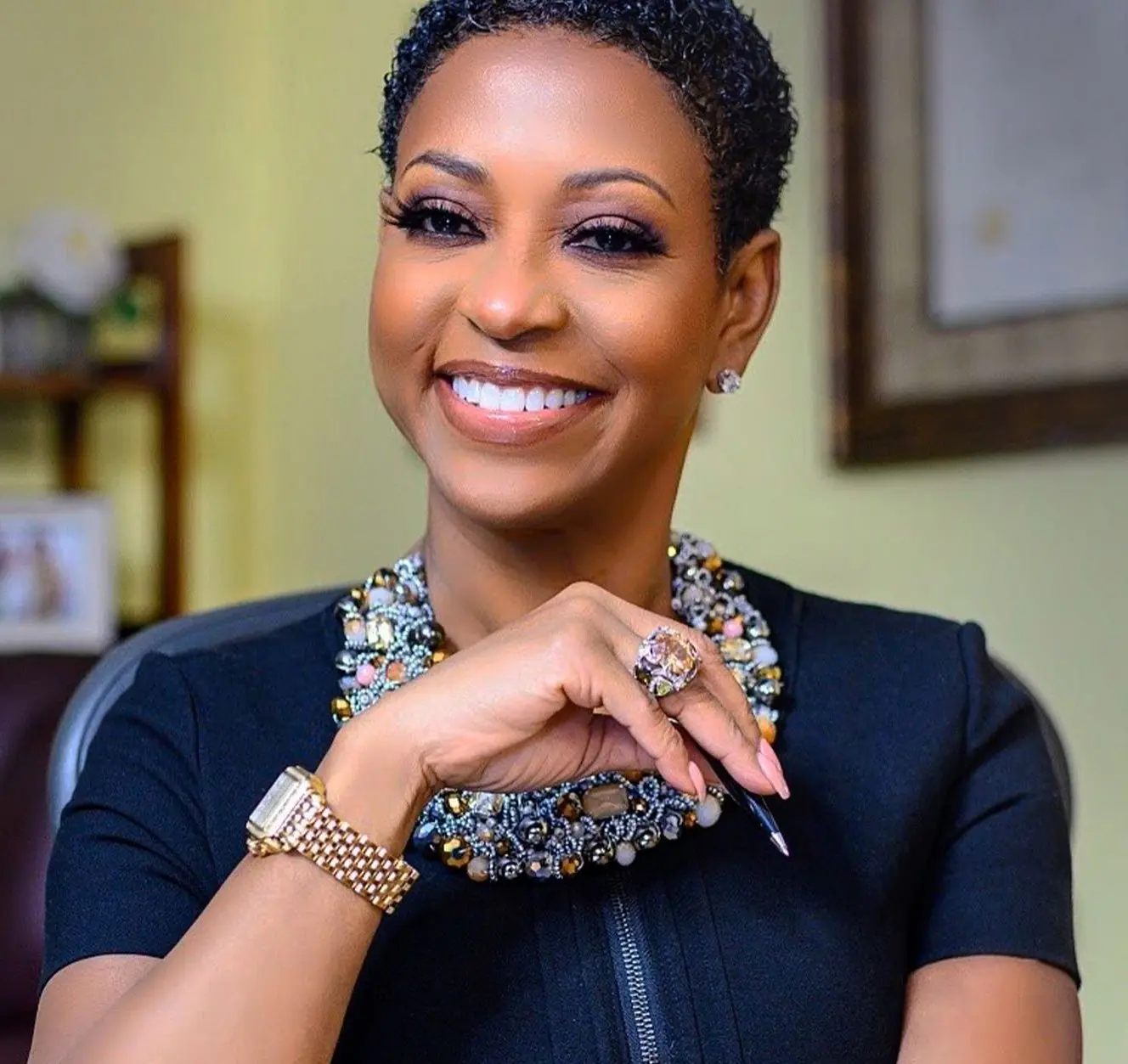 Gloria Mayfield Banks on How Confidence &amp; Team Building are Essential