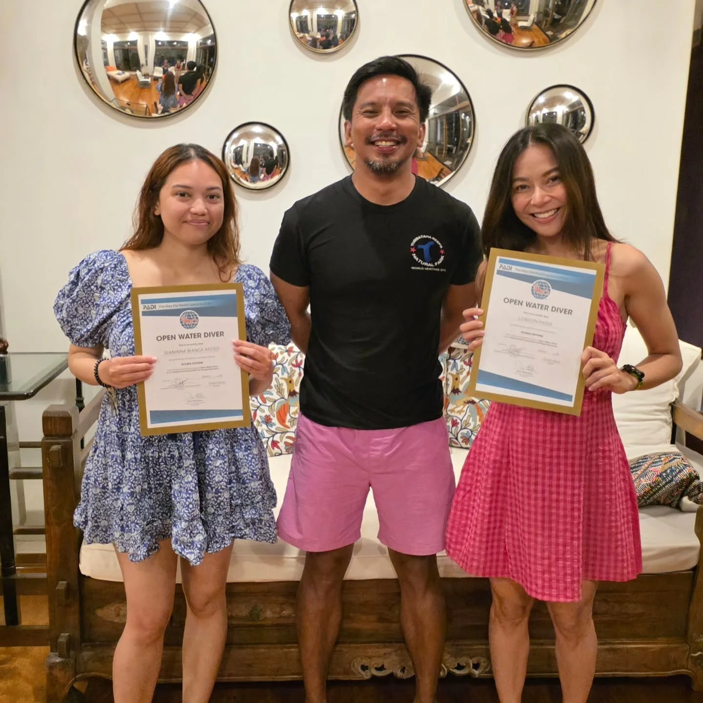 Suit up! Congratulations to newly-minted divers @thatsjusthowiedoit and @gia.arceo 🤙

Want to learn how to dive? Send us a message!