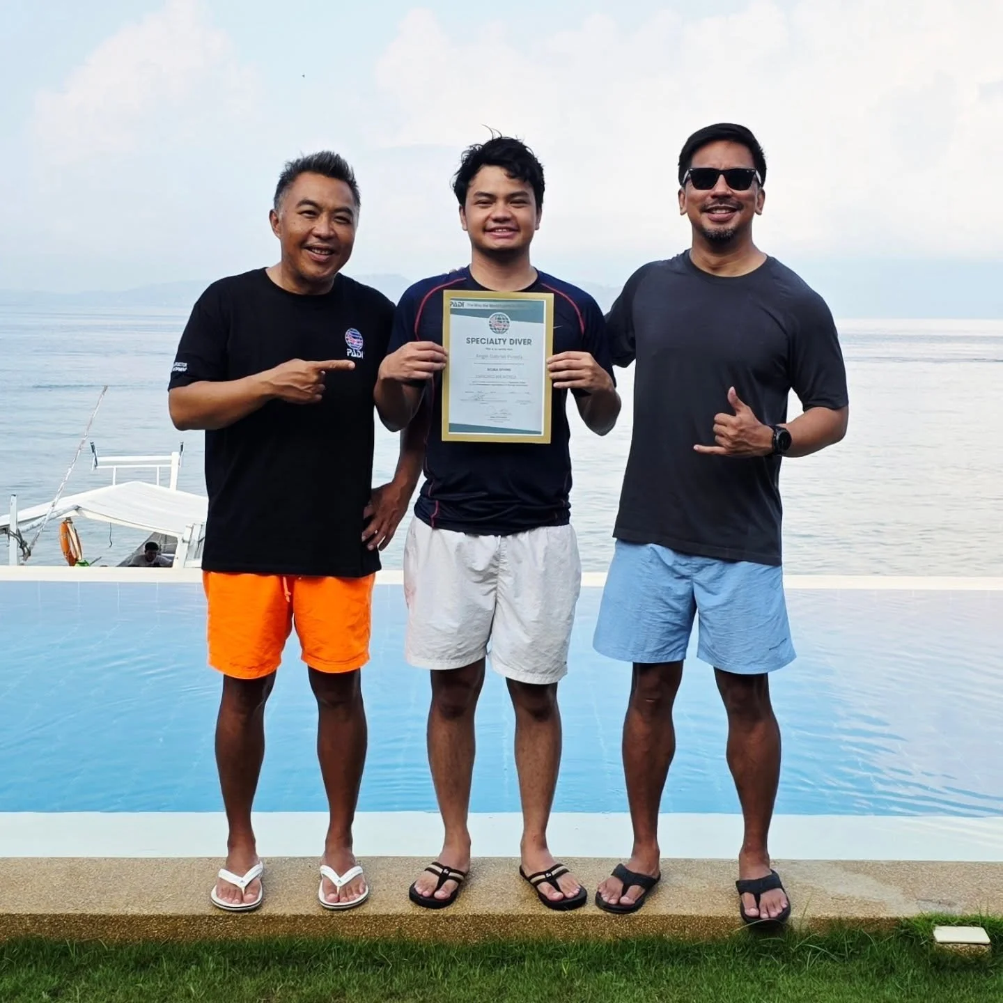 Congratulations @agdpineda for completing the Enriched Air Nitrox specialty in time for @makoexpeditions Malapascua trip on May 28! You'll be in for some great Thresher shark diving!

Great to have sensei @johndizondiving with the dive!