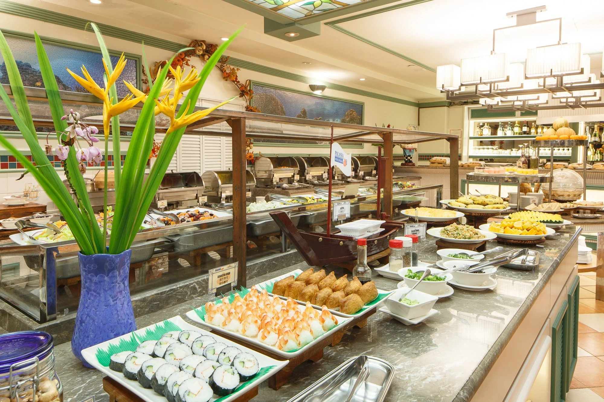2-restaurant.jpg